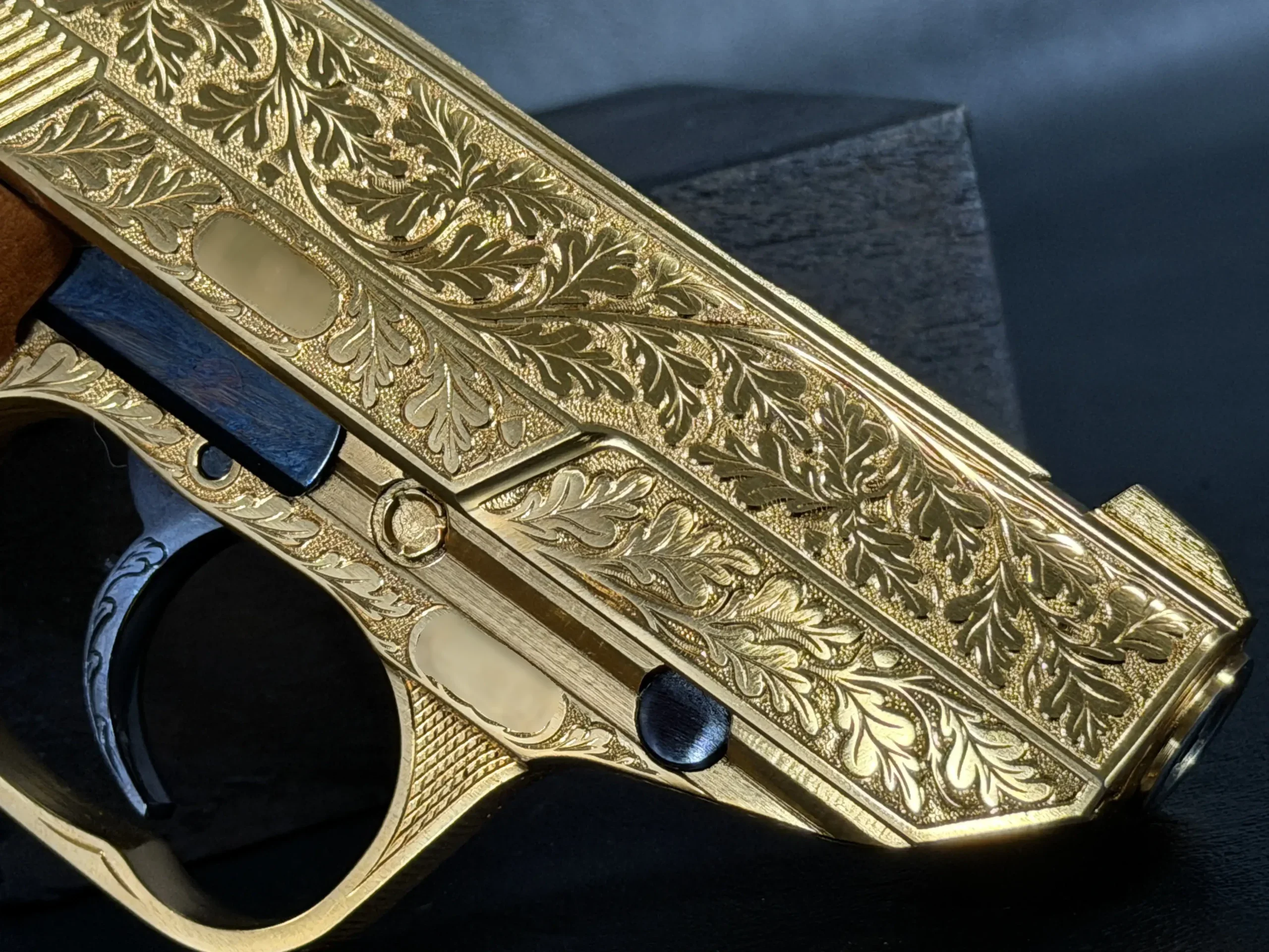 Walther Mod. P5C Engraved &amp; Gold Plated photo 10