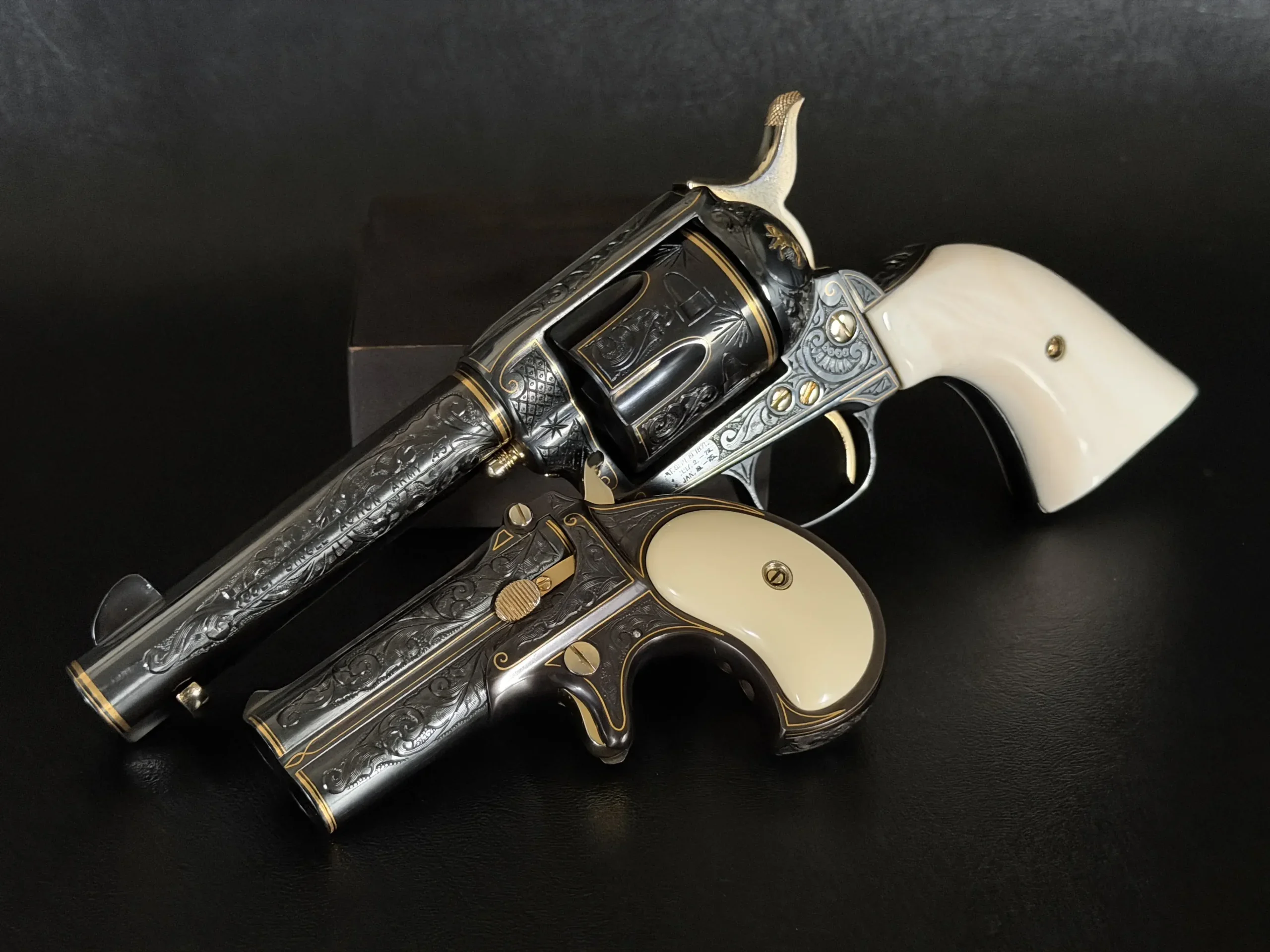 Colt & Remington Classics Of The American West Cased Set photo 3