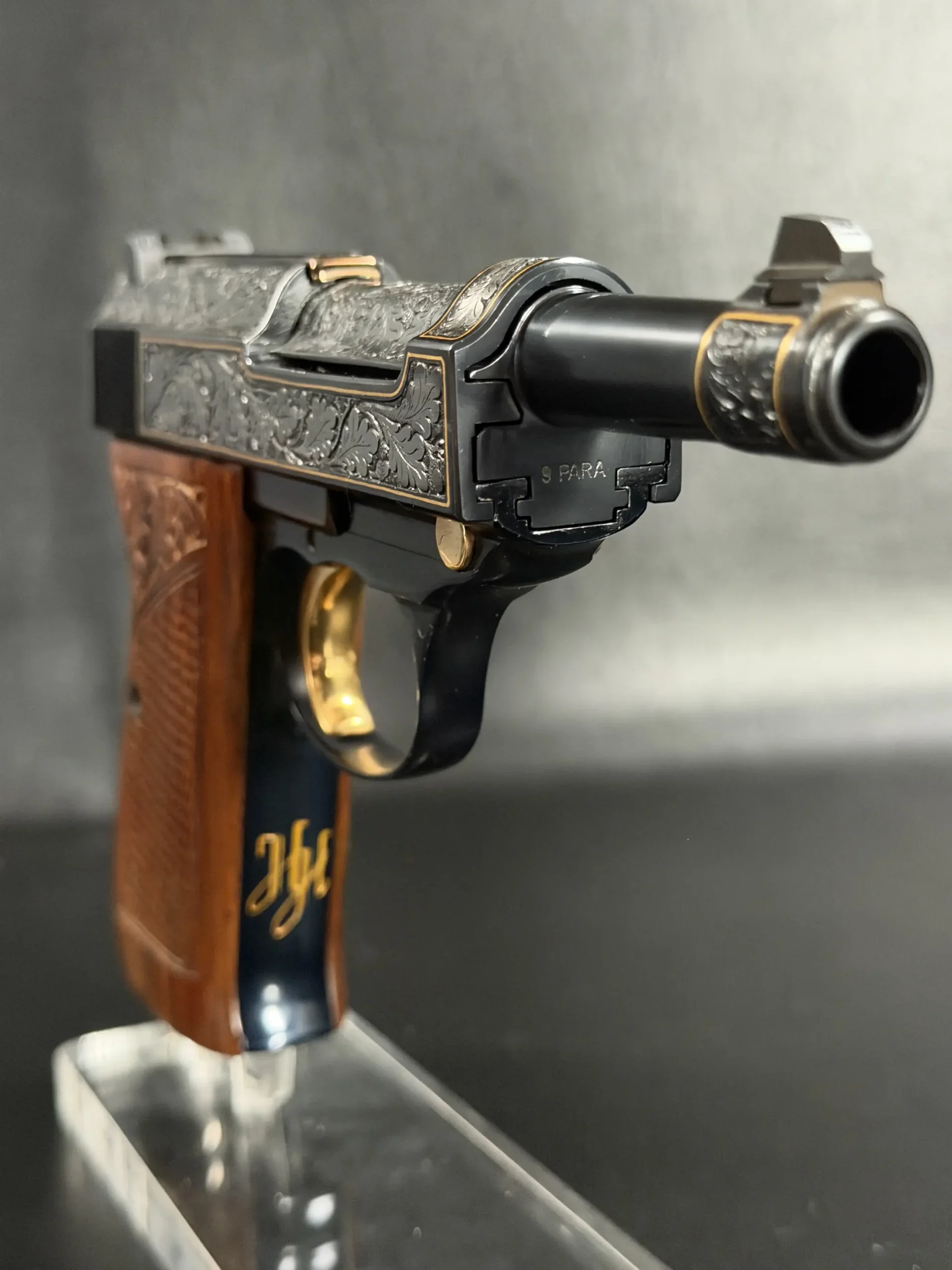 Walther P38 Engraved Presentation Pistol photo 6