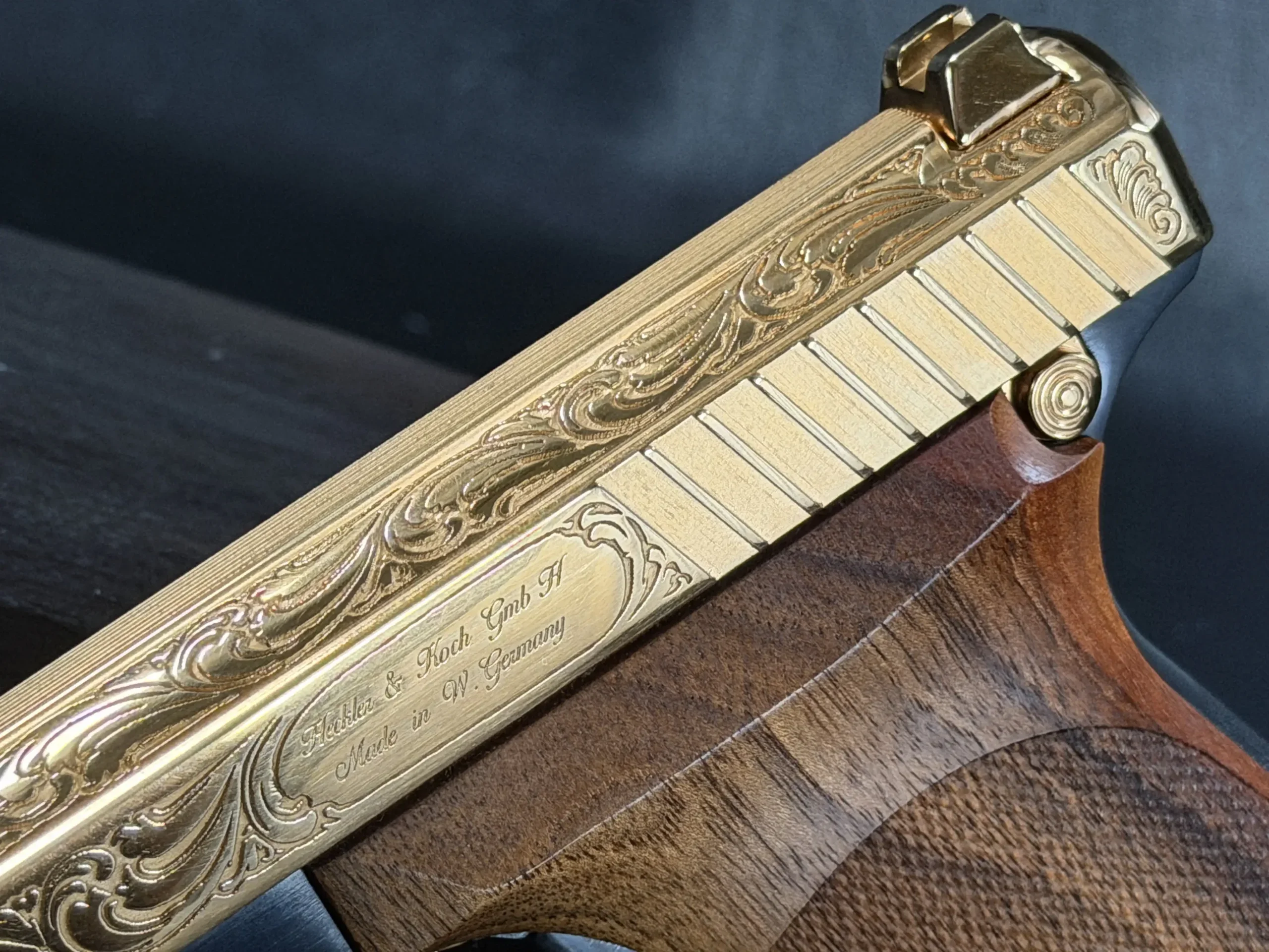 Heckler & Koch P7 (PSP) Gold Engraved photo 6