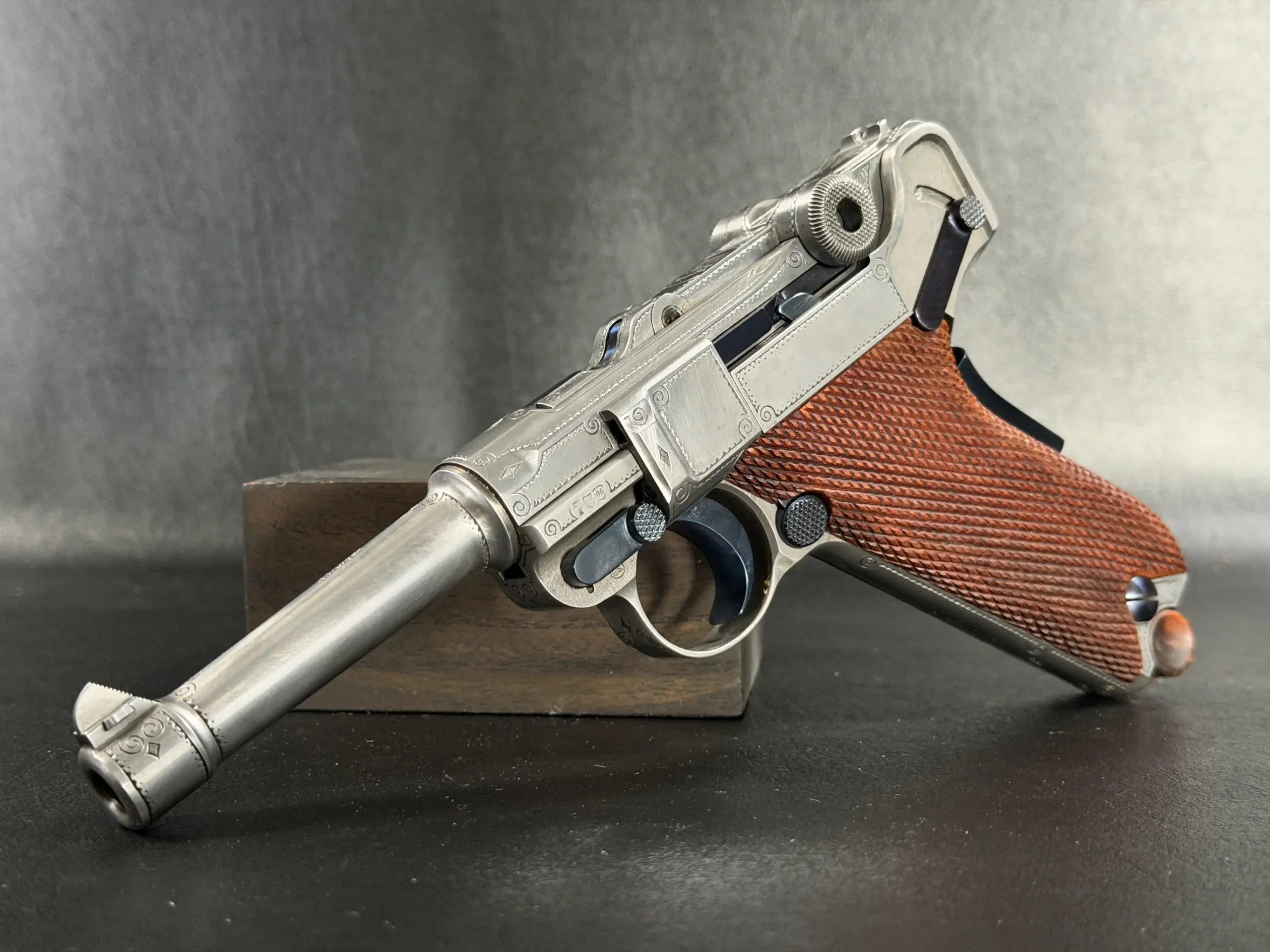 IWA Mauser Parabellum P08 Luger Engraved photo 4