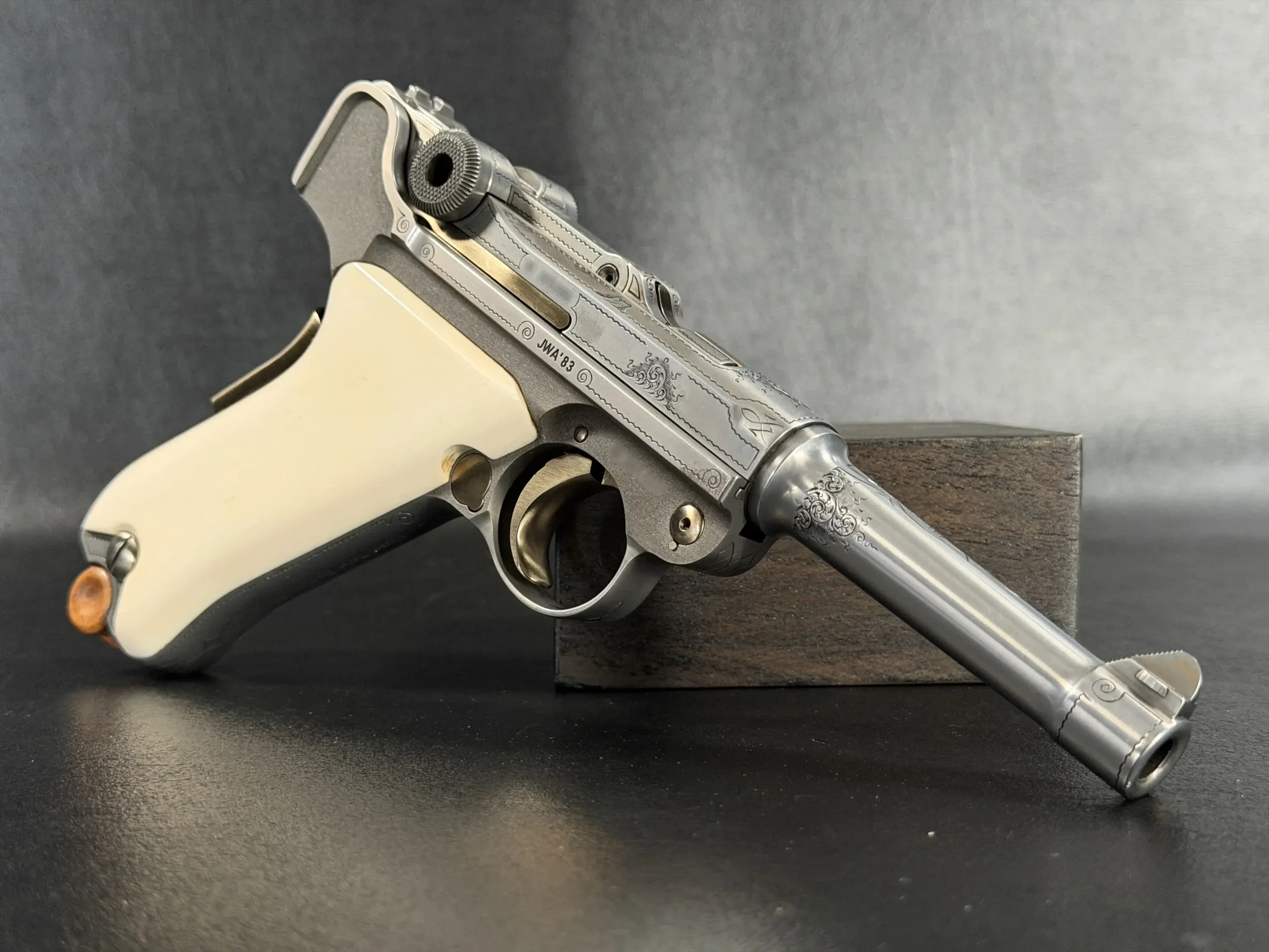 Mauser Parabellum P08 IWA '83 Engraved Luger photo 4