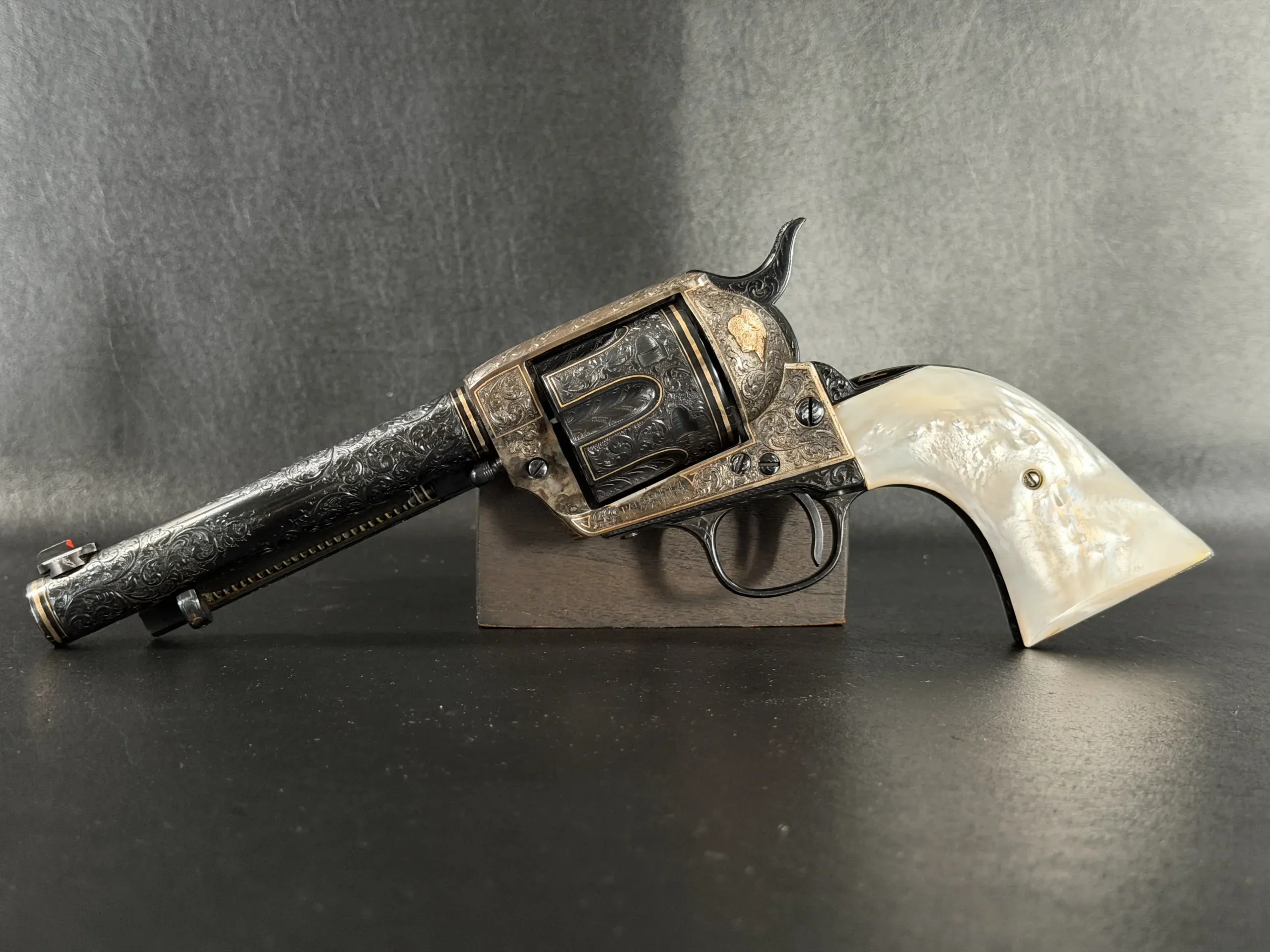 Alvin White Exhibition Engraved & Gold Inlaid Colt Single Action Army photo 10