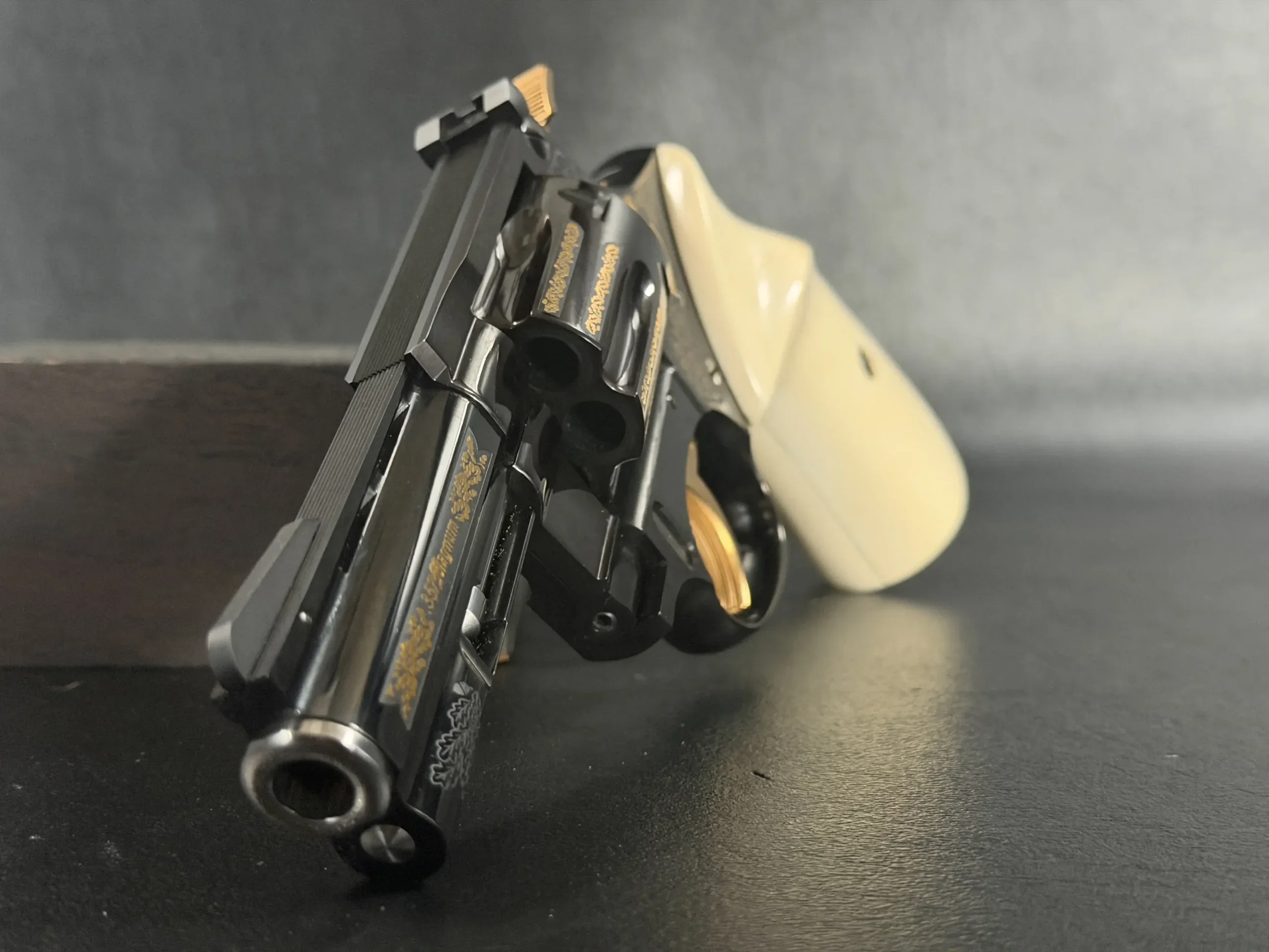 Korth Ratzeburg Combat Gold Inlay Revolver With 9mm Exchange Cylinder photo 3