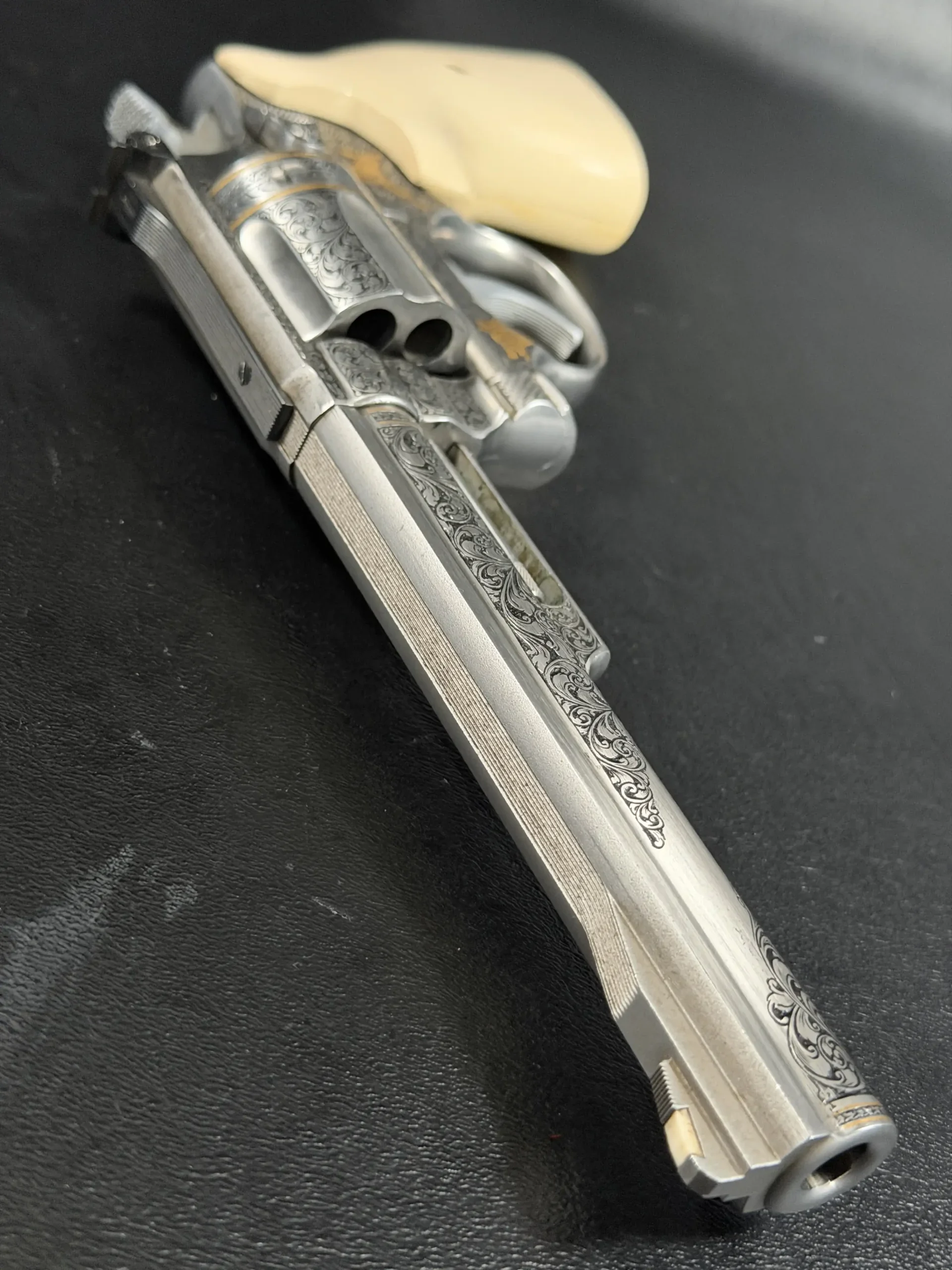 Ray Viramontez Engraved & Gold Inlaid Smith & Wesson Model 66-1 photo 9