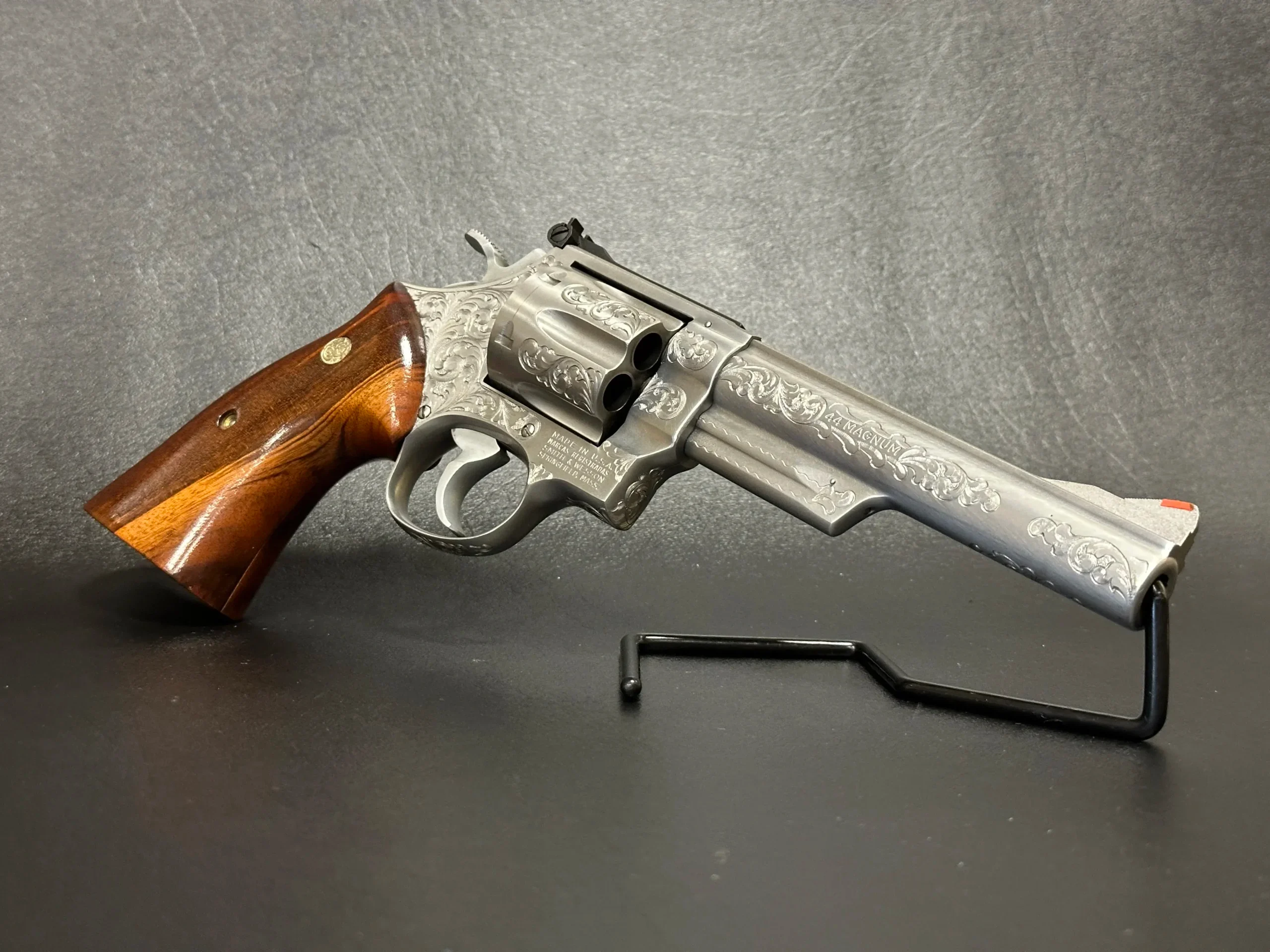 Smith & Wesson Model 629 Factory Engraved .44 Magnum photo 6