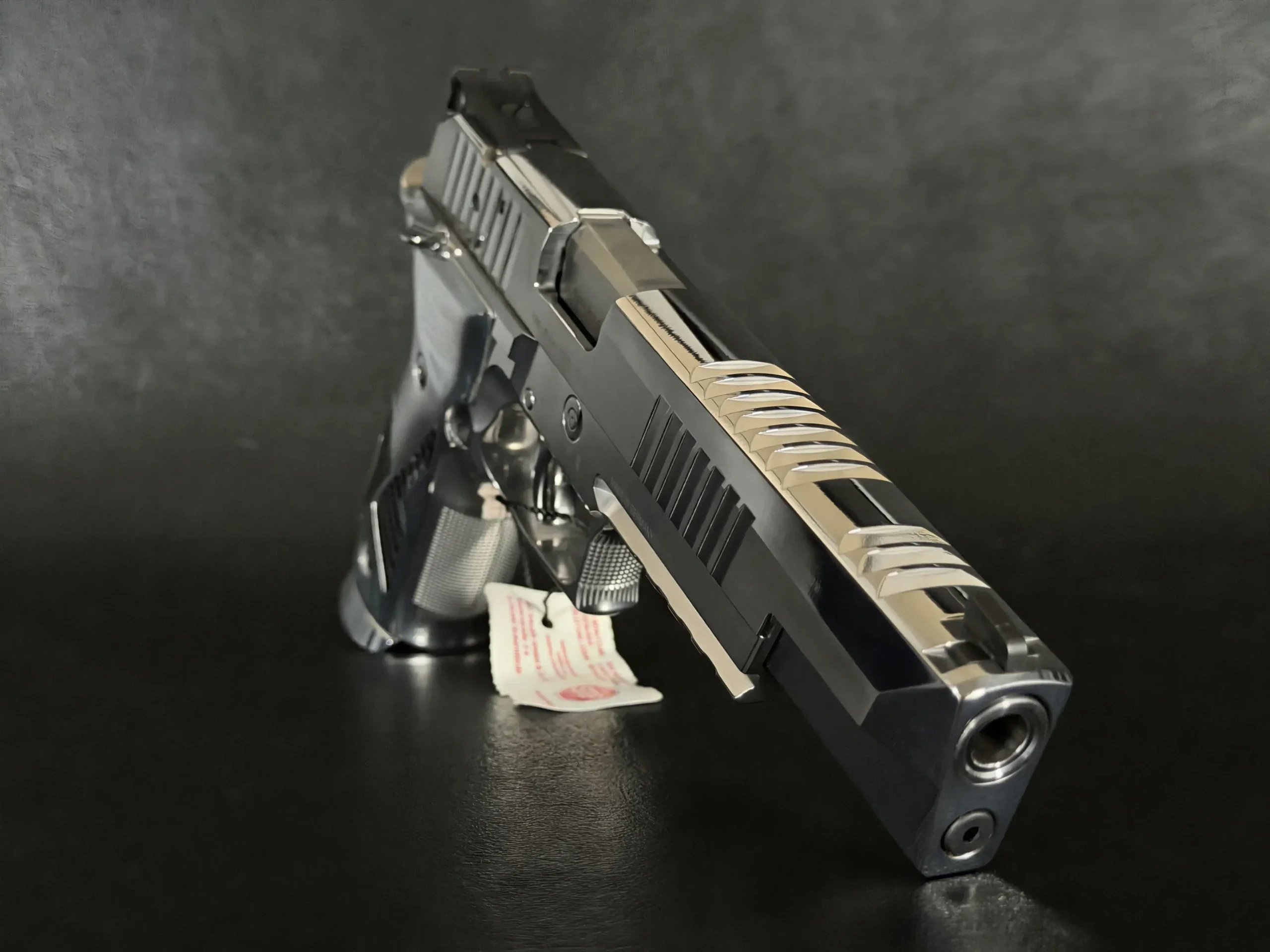 SIG Sauer P226 X-Six Chrome & Carbon photo 3