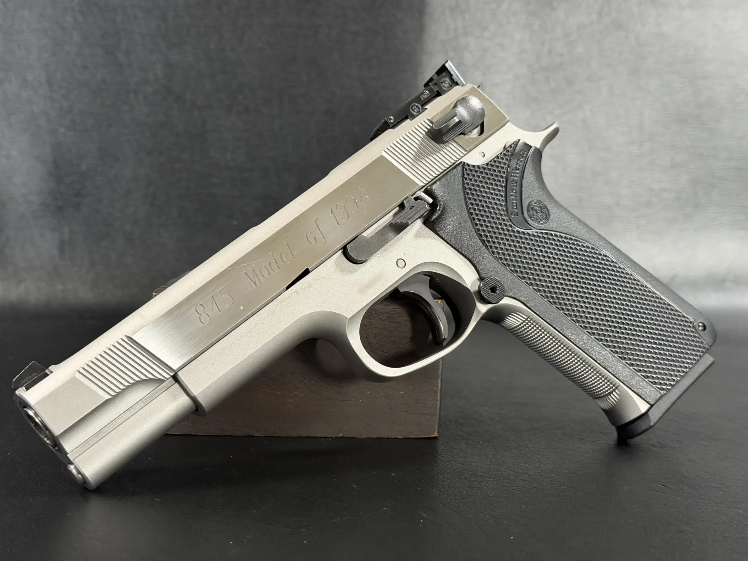 Smith & Wesson Model 845 Performance Center Stainless photo 7