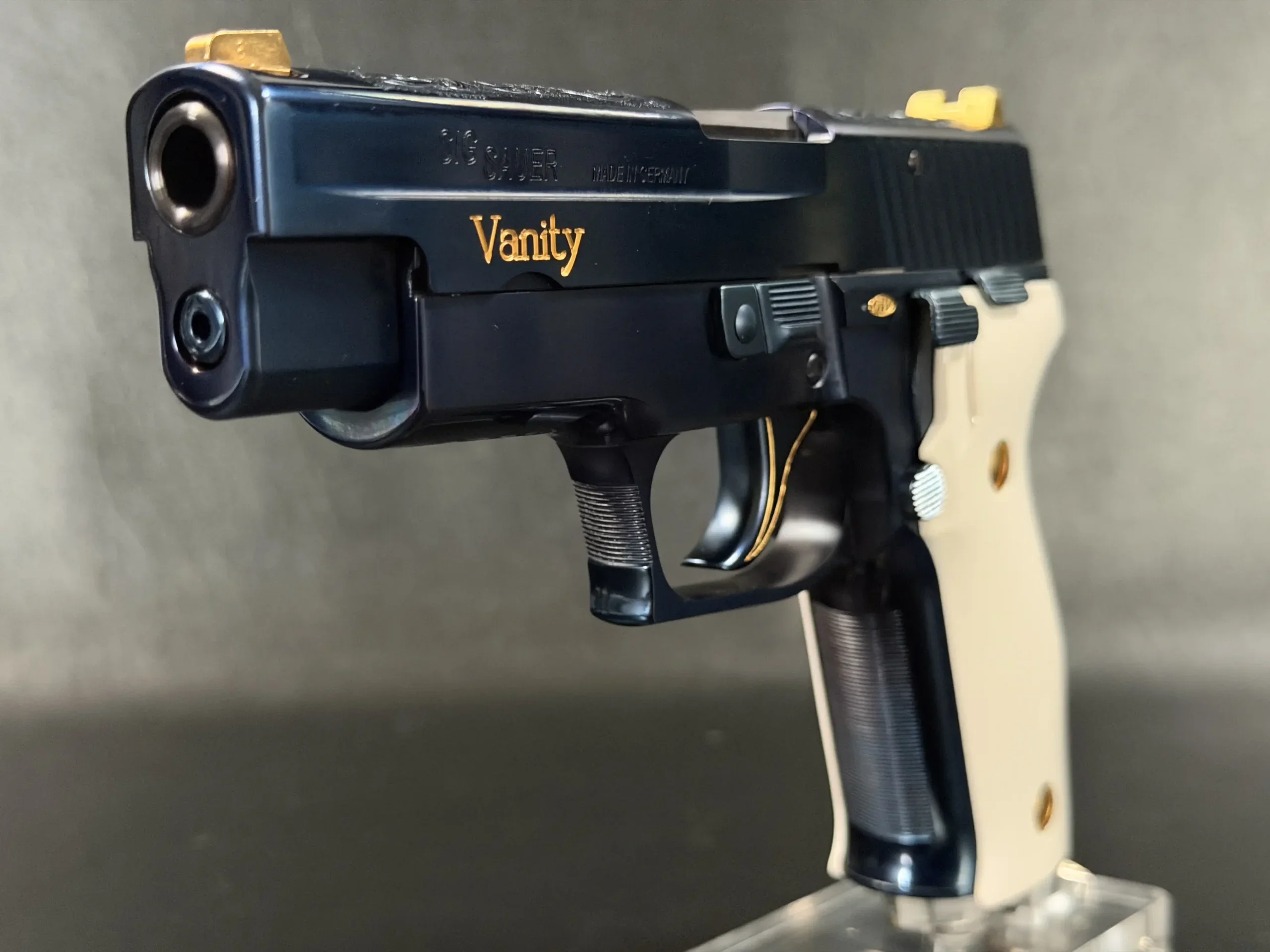 SIG Sauer P226 Vanity Mastershop photo 7