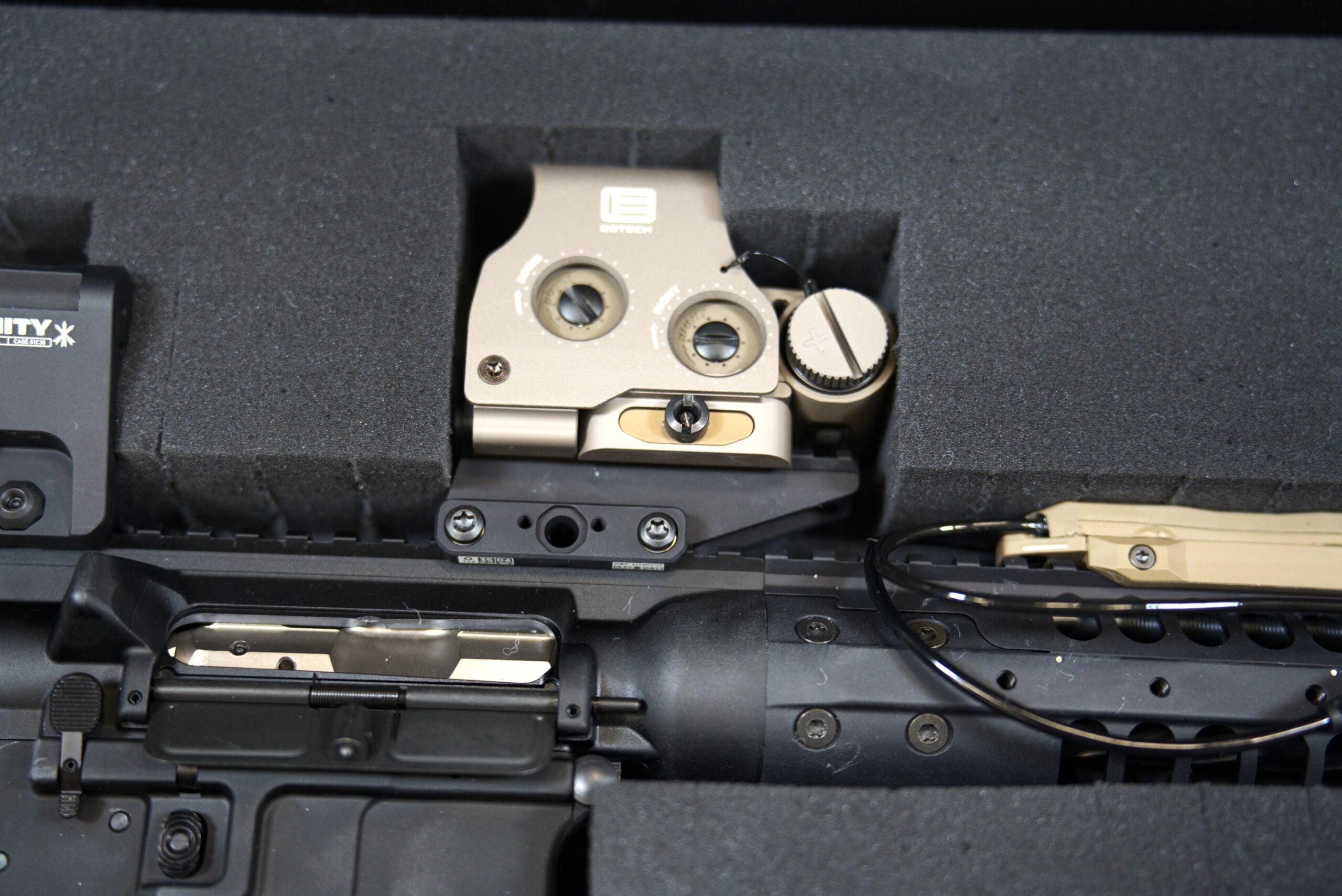 LWRC IC-A5 & SIG Sauer P320 AXG Tactical Night Vision Deployment Kit photo 7