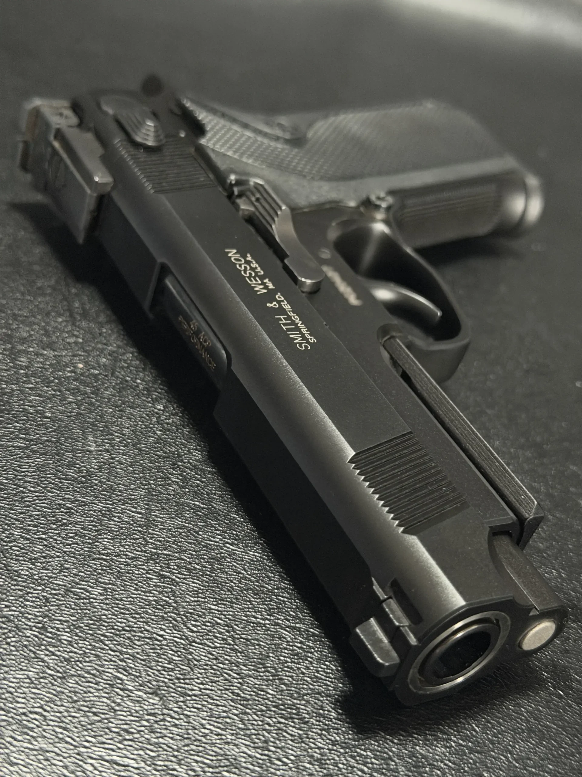 Smith & Wesson Performance Center 4566 .45 ACP photo 10