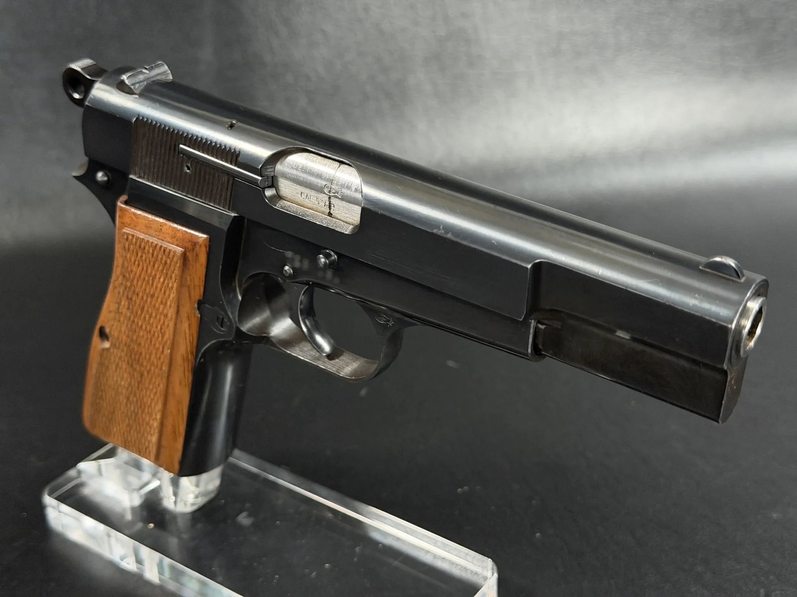 Browning Hi Power 9mm Belgian FN Production photo 8
