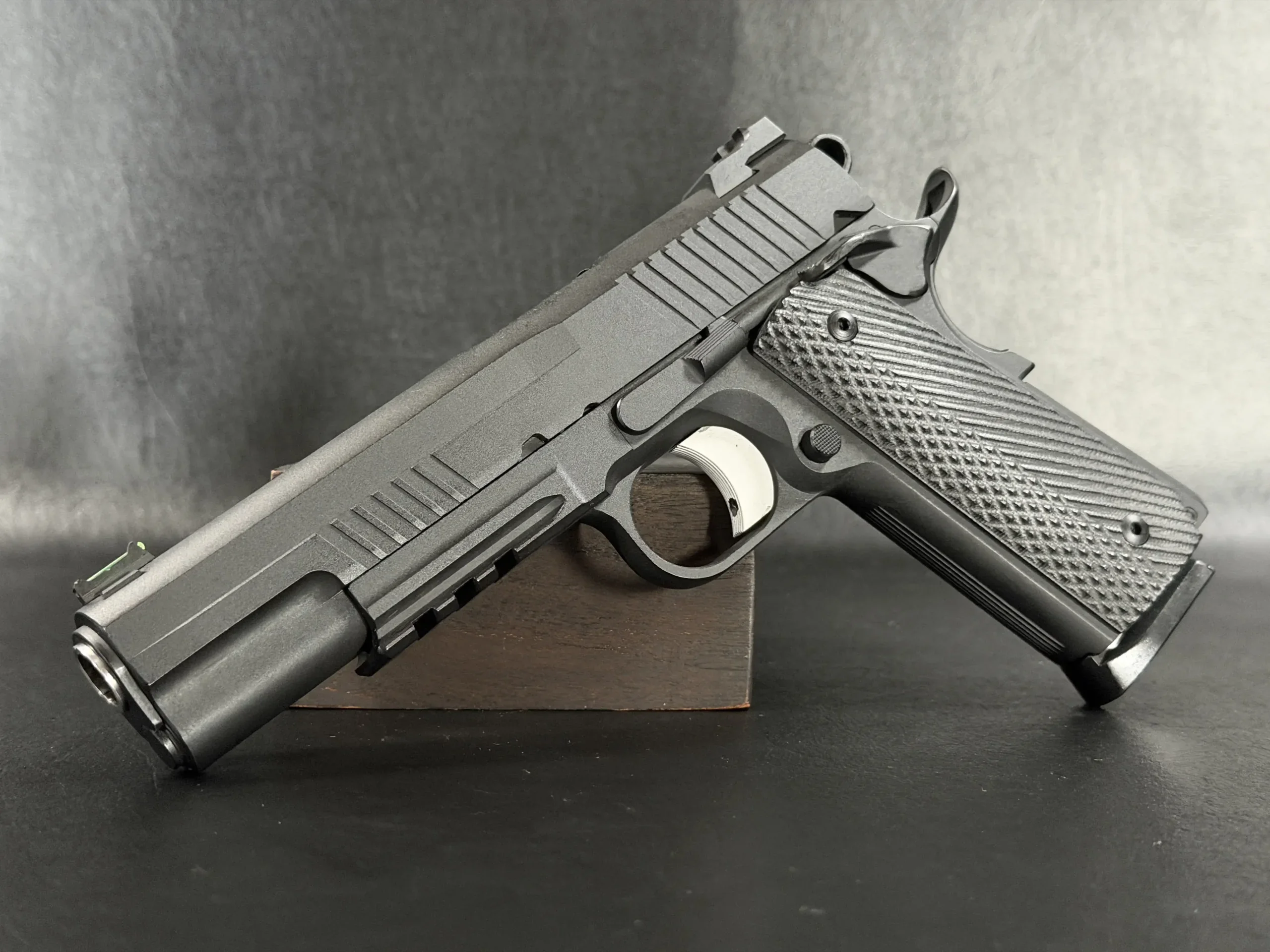 Fletcher Custom 1911 Government 9mm photo 2