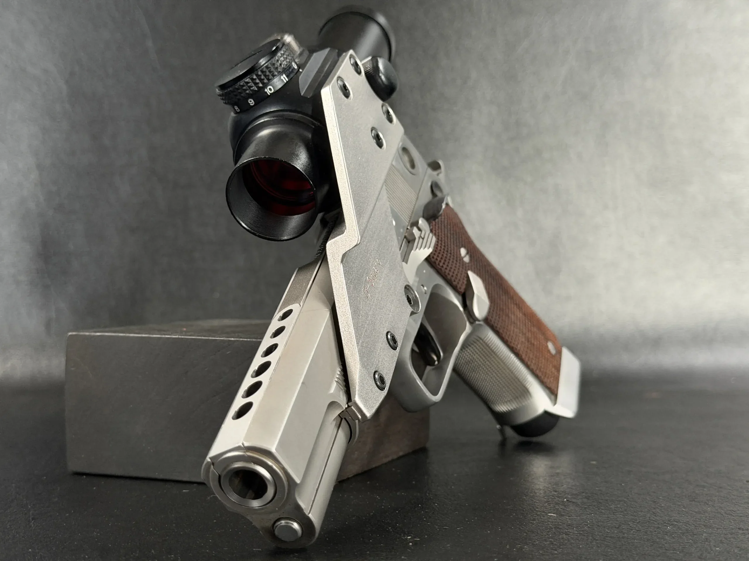 Smith & Wesson Performance Center Model 4006 Prototype photo 5
