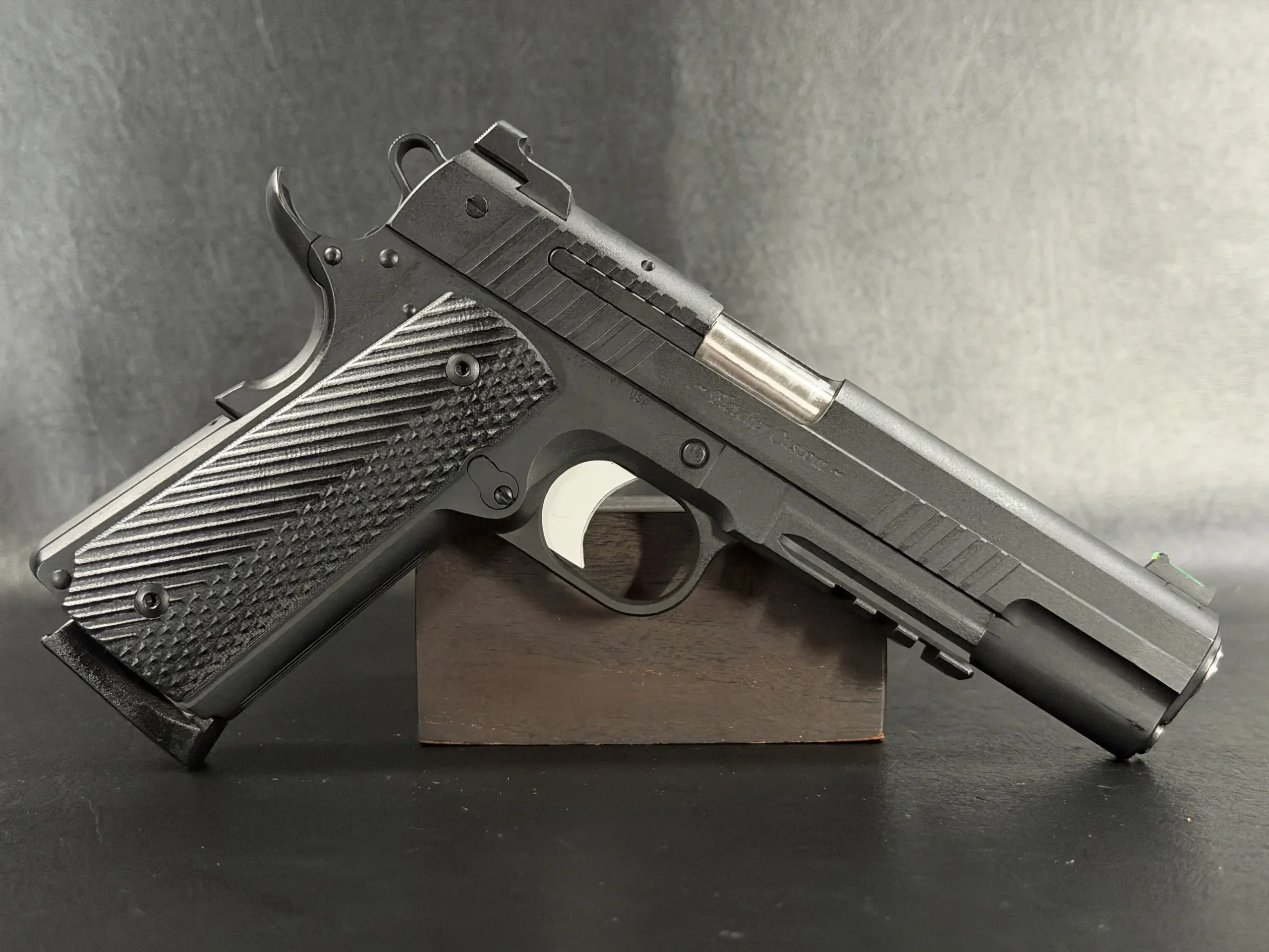 Fletcher Custom 1911 Government 9mm photo 7