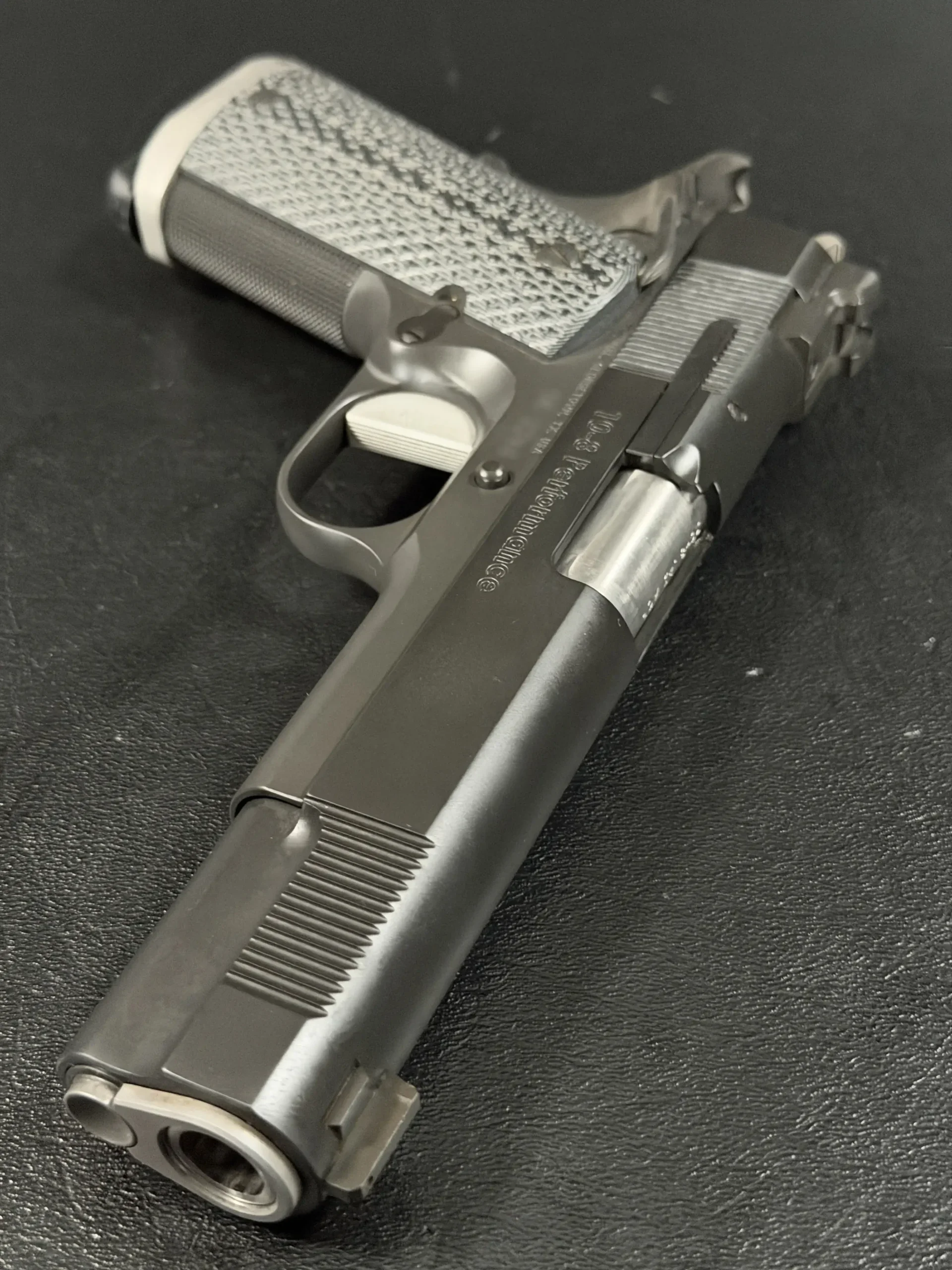 Hilton Yam 10-8 Performance Custom Evolution 1911 photo 6