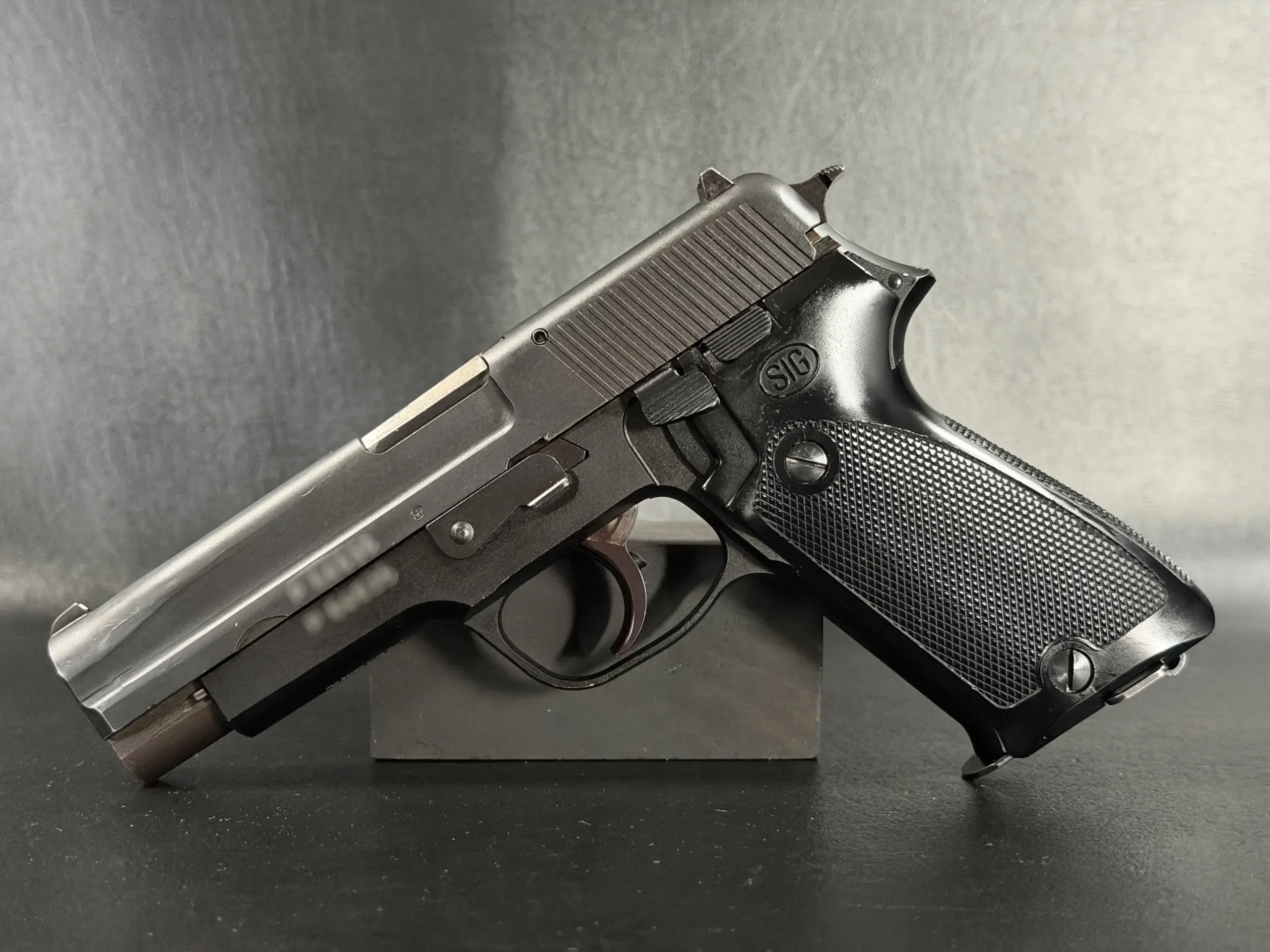 SIG Sauer P220 Trial Pistol 9mm photo 2