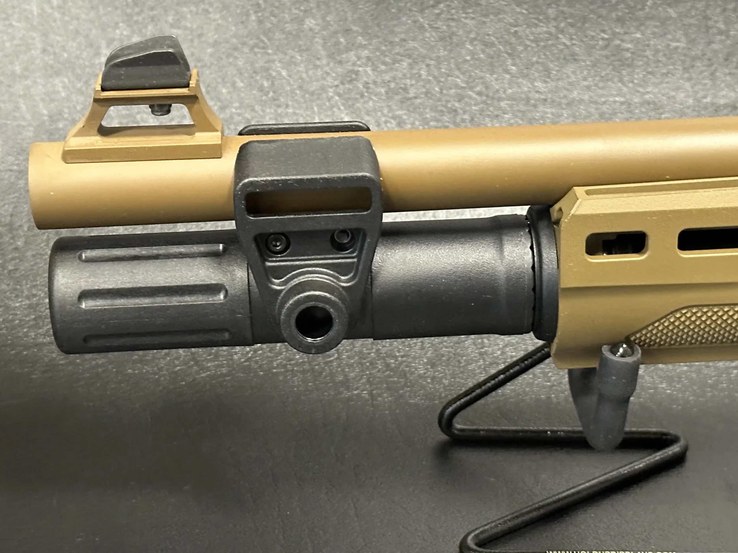 Beretta 1301 Tactical Mod.2 FDE Pistol Grip photo 3
