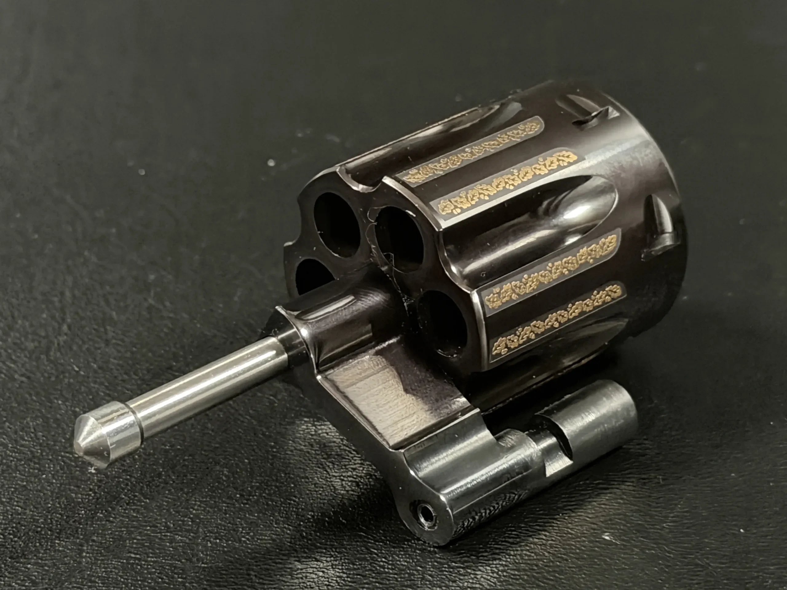 Korth Ratzeburg Combat Gold Inlay Revolver With 9mm Exchange Cylinder photo 7