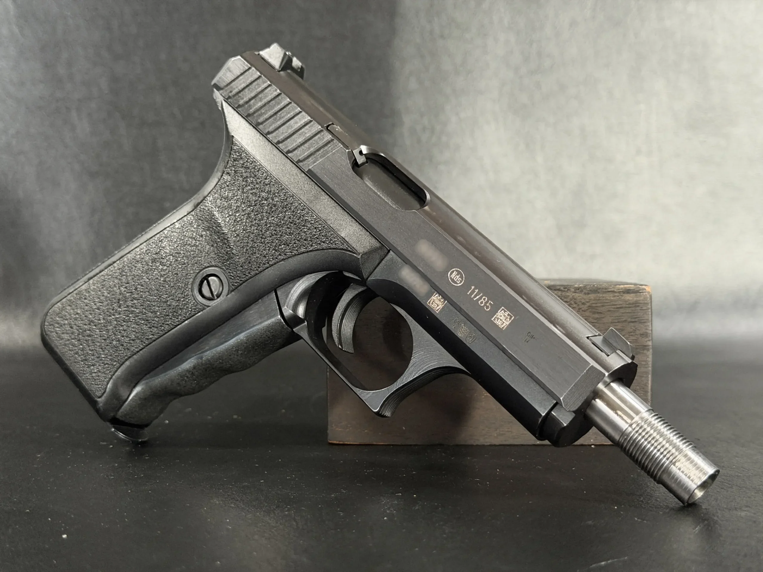 Heckler & Koch P7 SD Threaded Barrel photo 4
