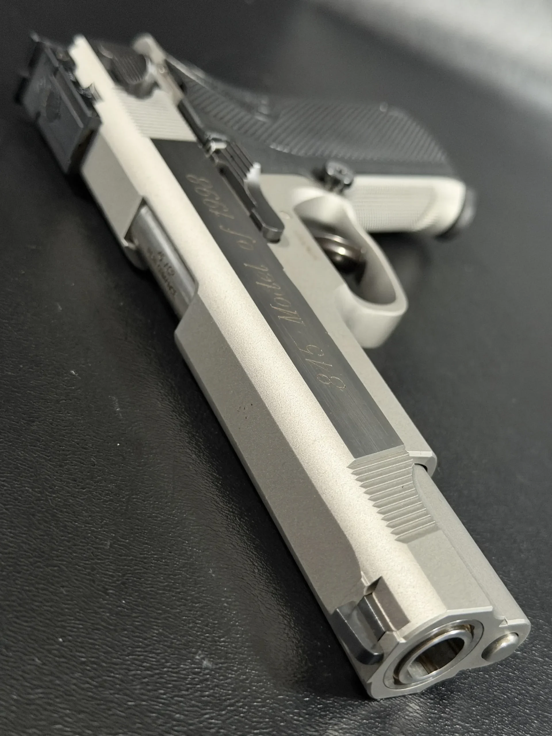 Smith & Wesson Model 845 Performance Center Stainless photo 6