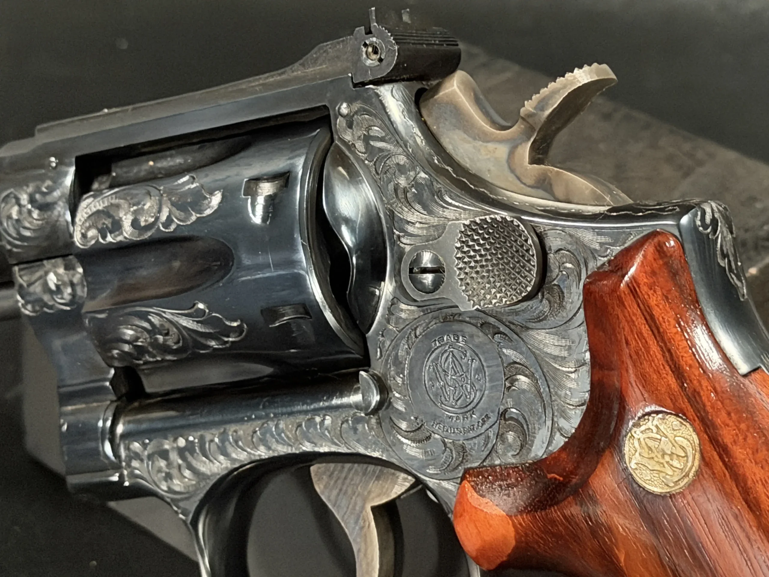 Smith & Wesson Model 48-4 Engraved K-22 Masterpiece M.R.F. photo 5