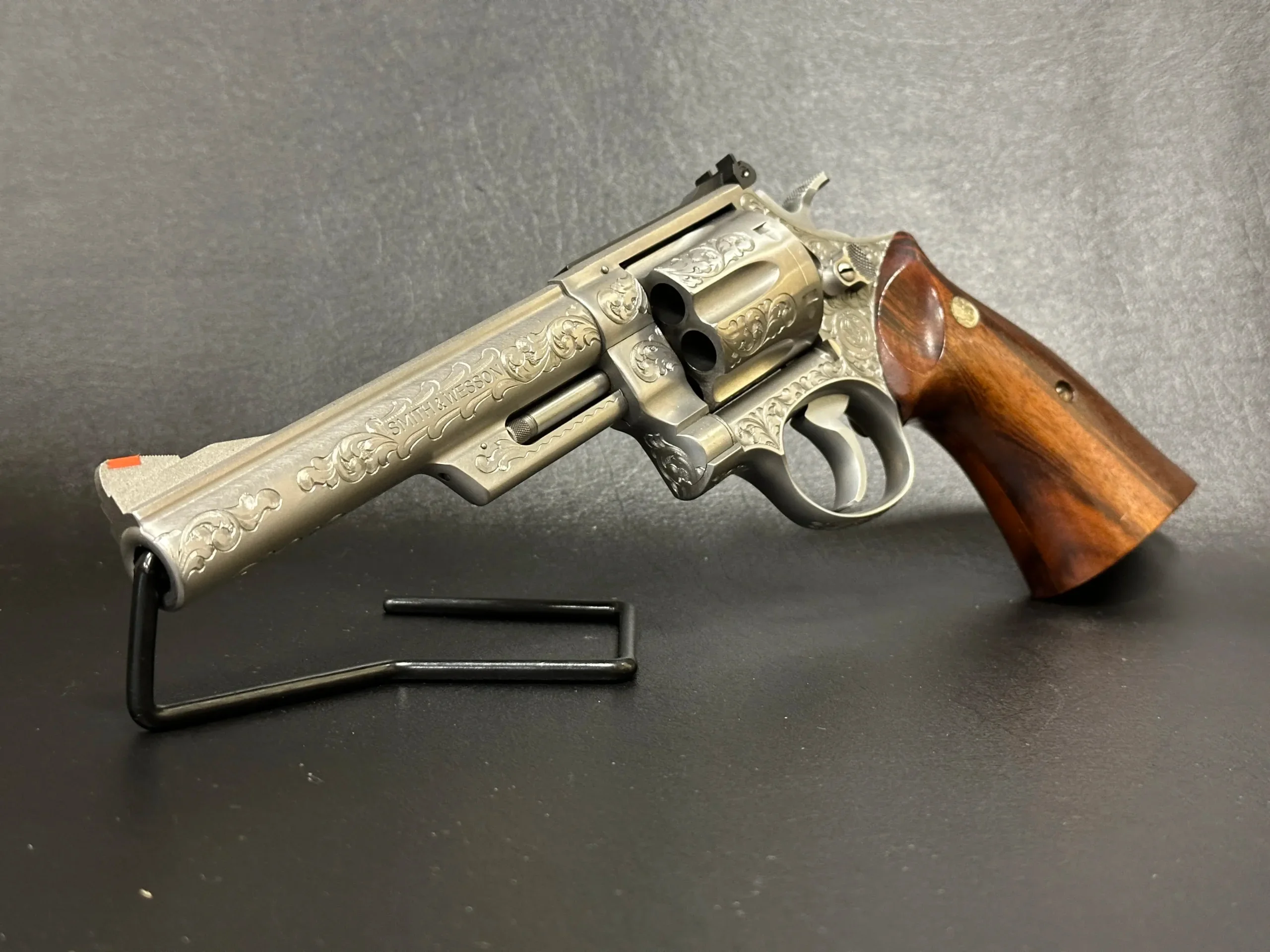 Smith & Wesson Model 629 Factory Engraved .44 Magnum photo 5