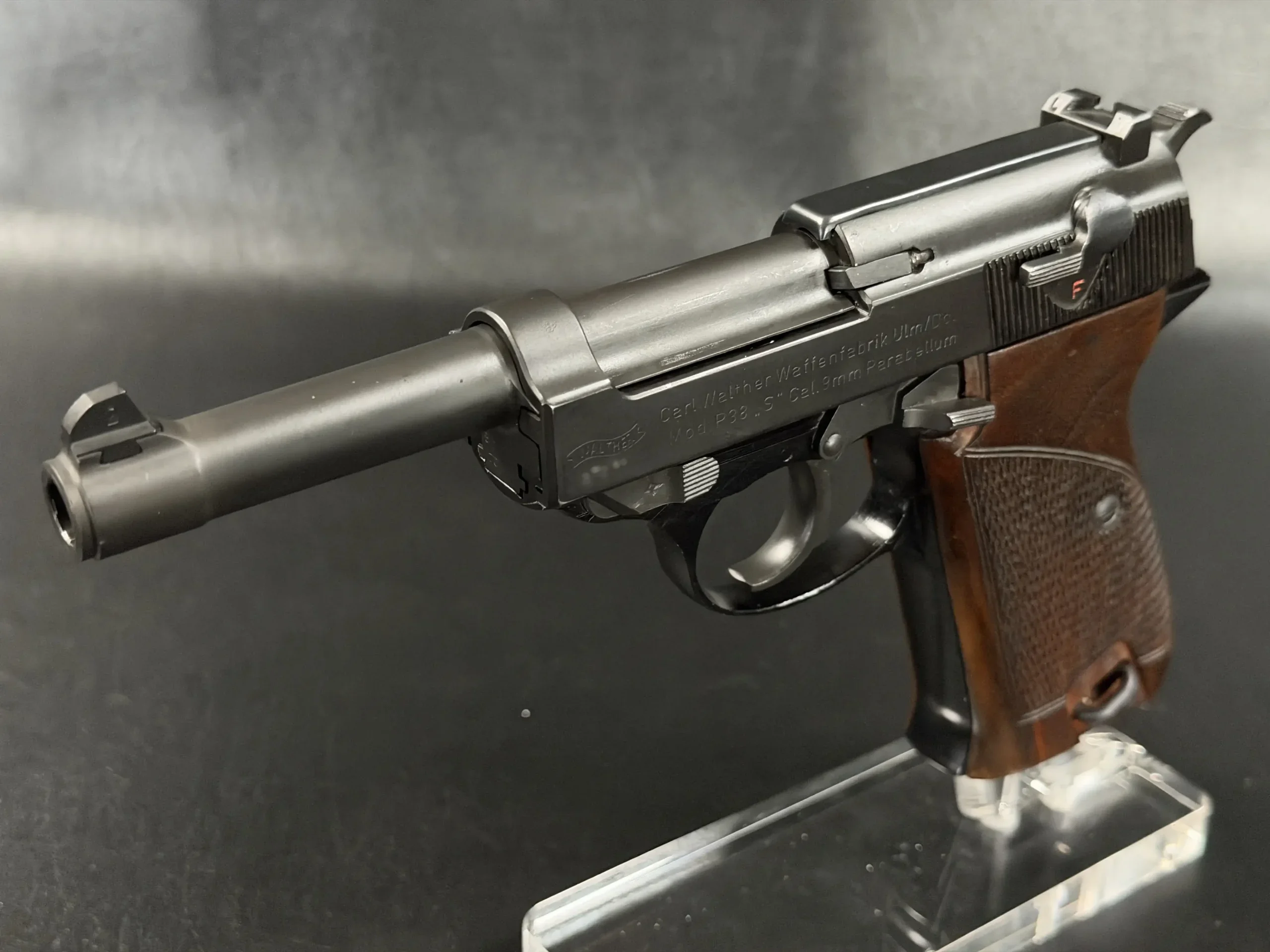 Walther P38 9mm Ulm Production photo 7