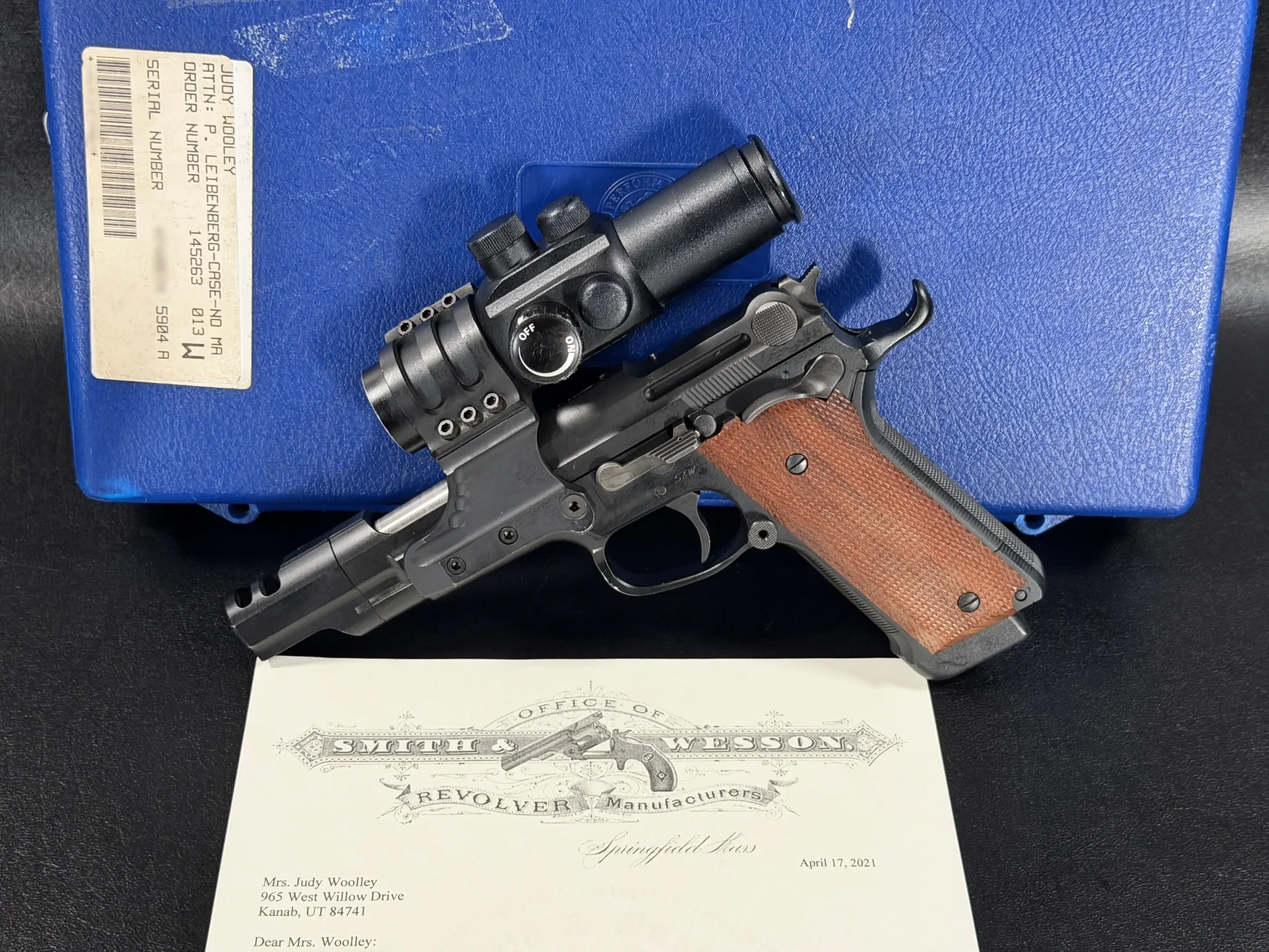 Smith & Wesson Model 5904 Performance Center Race Pistol photo 2