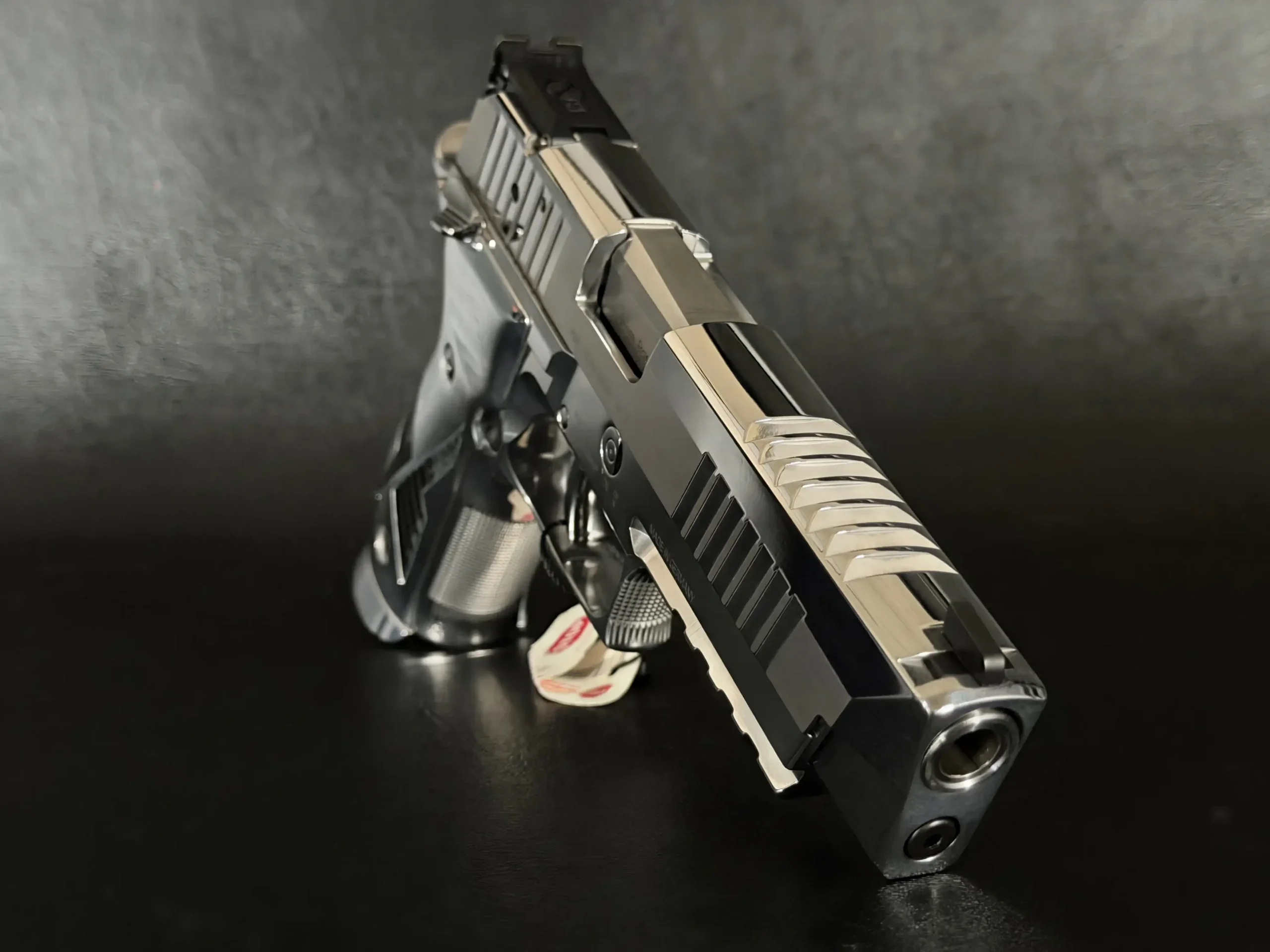SIG Sauer P226 X-Five Chrome & Carbon photo 3