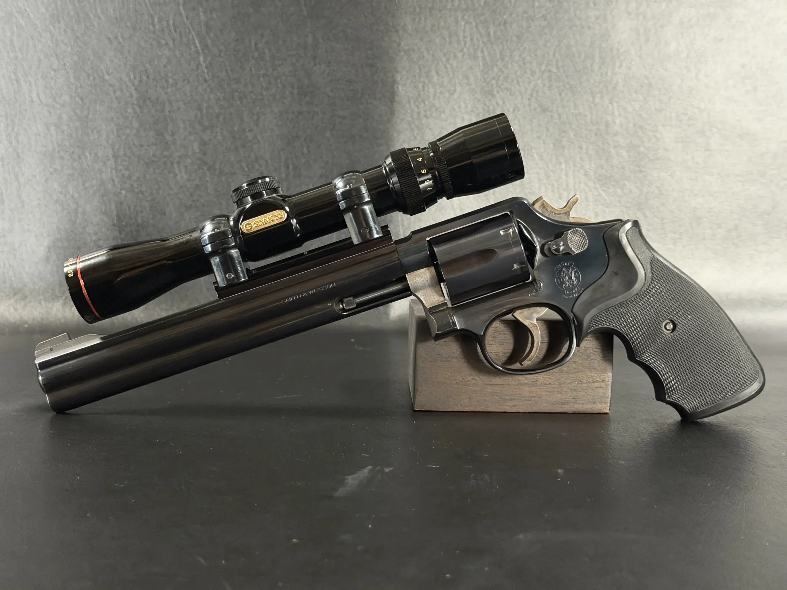 Smith & Wesson Model 547 Experimental Survival Revolver photo 10