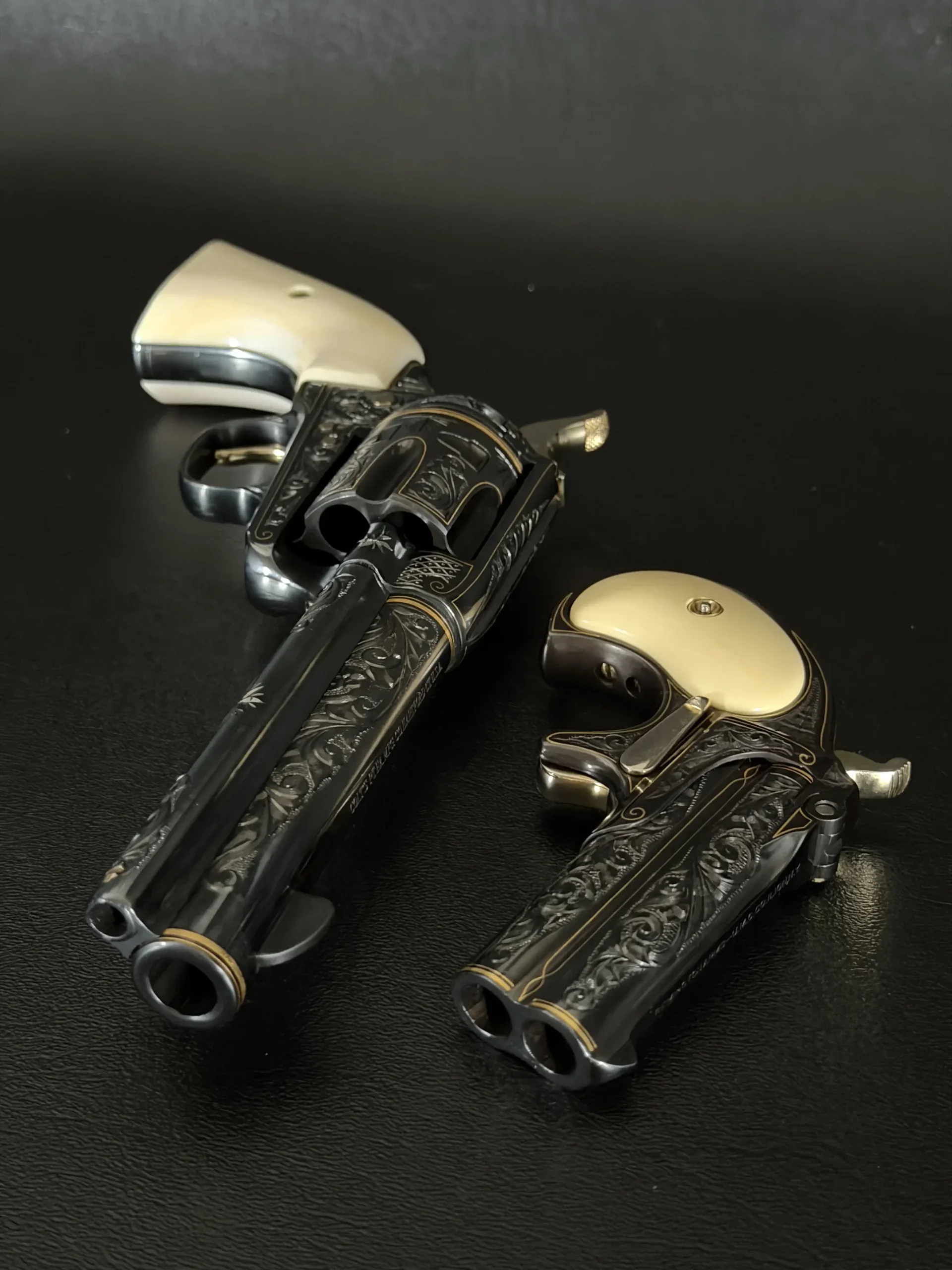 Colt & Remington Classics Of The American West Cased Set photo 4