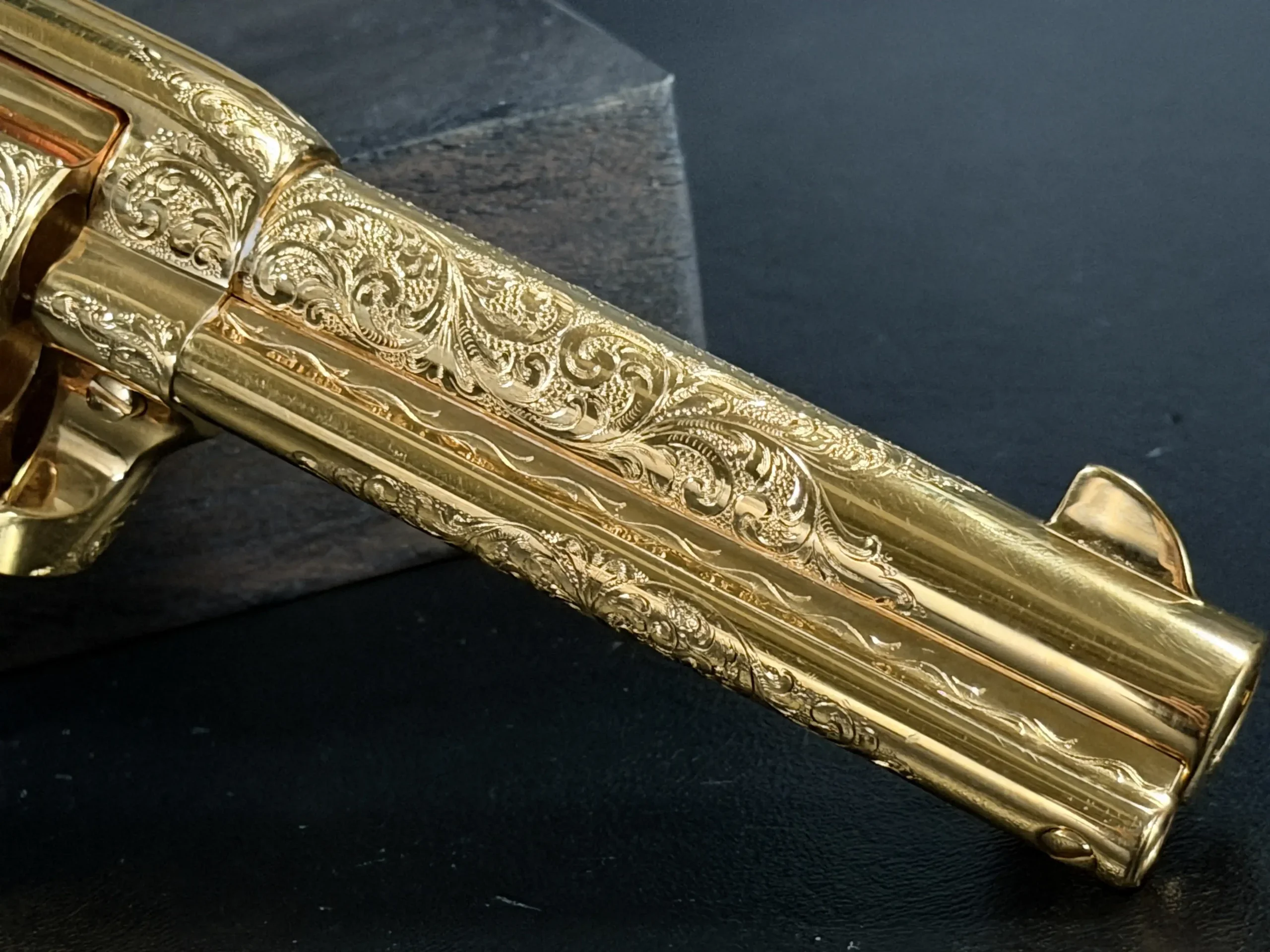 Colt Single Action Army Gold Plated & Engraved photo 8