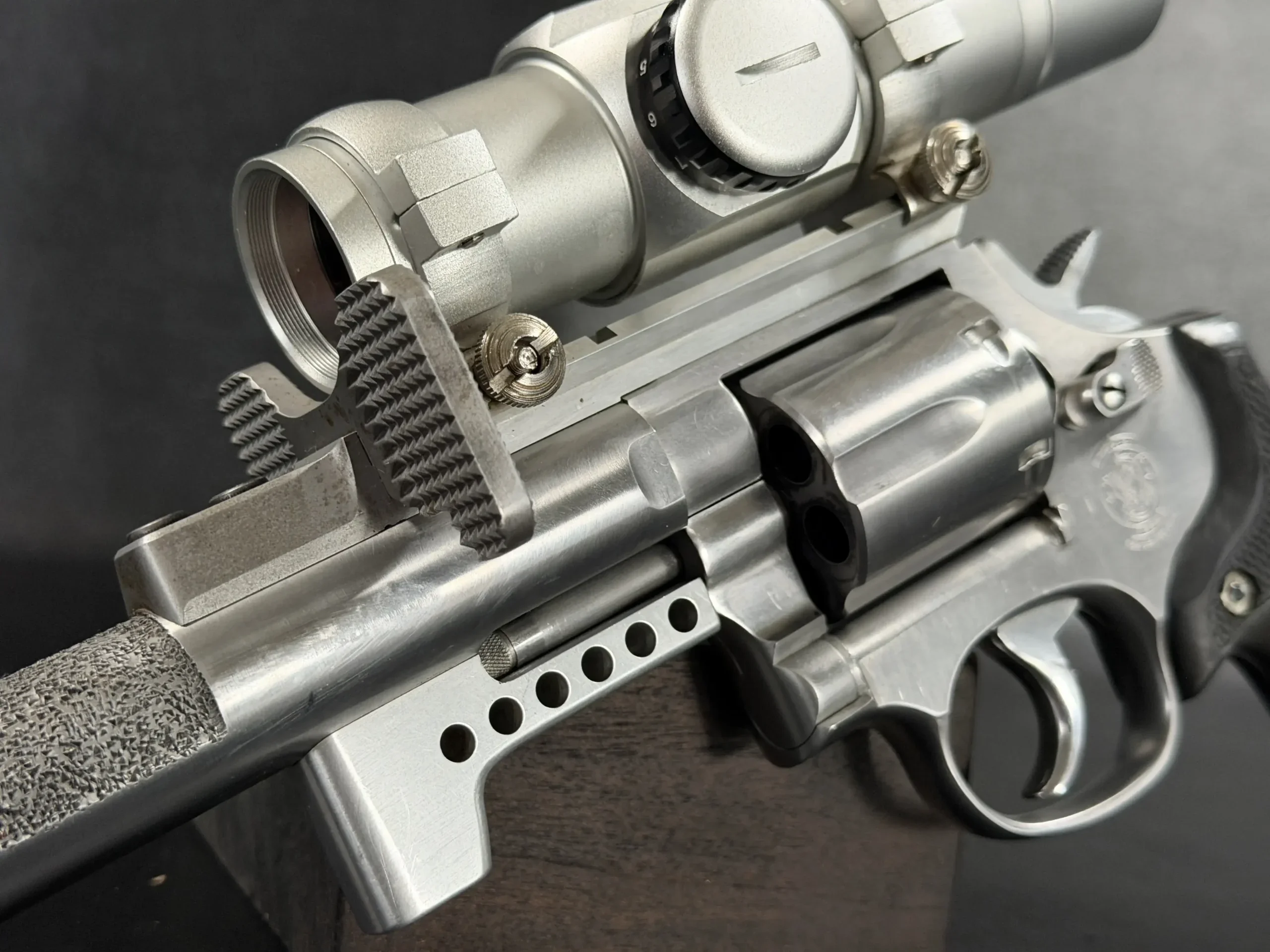 Smith & Wesson Performance Center Model 686-3 Bianchi Cup Revolver photo 8