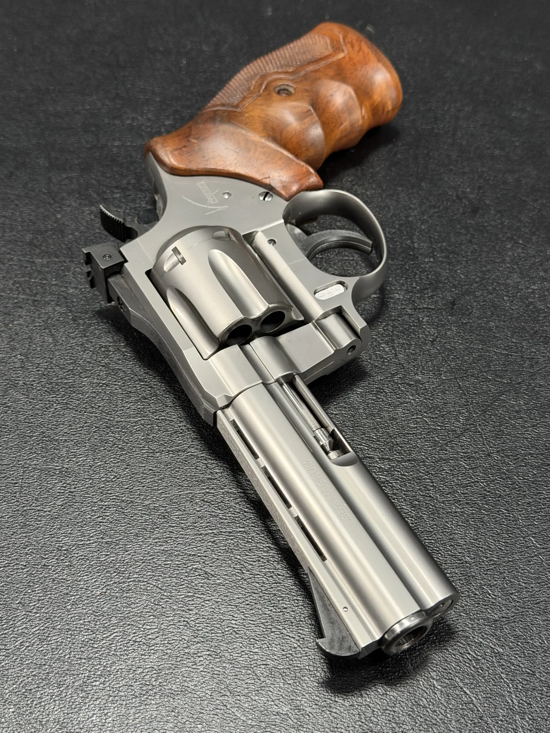 Korth Ratzeburg Combat Stainless .357 Magnum 4 Inch photo 7