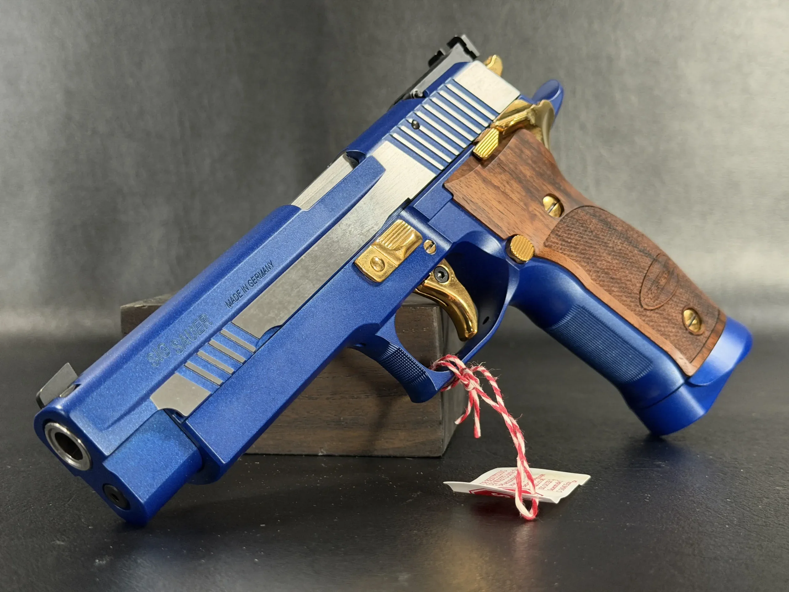 SIG Sauer P226 X-Five Blue Moon Gen 1 photo 4