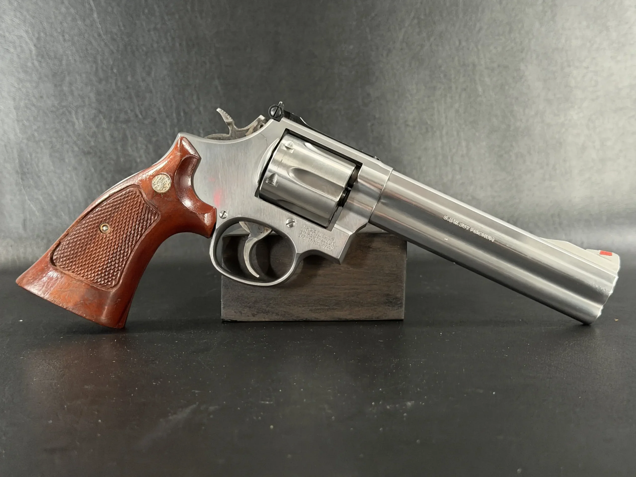 Smith & Wesson 686-4 Stainless photo 6