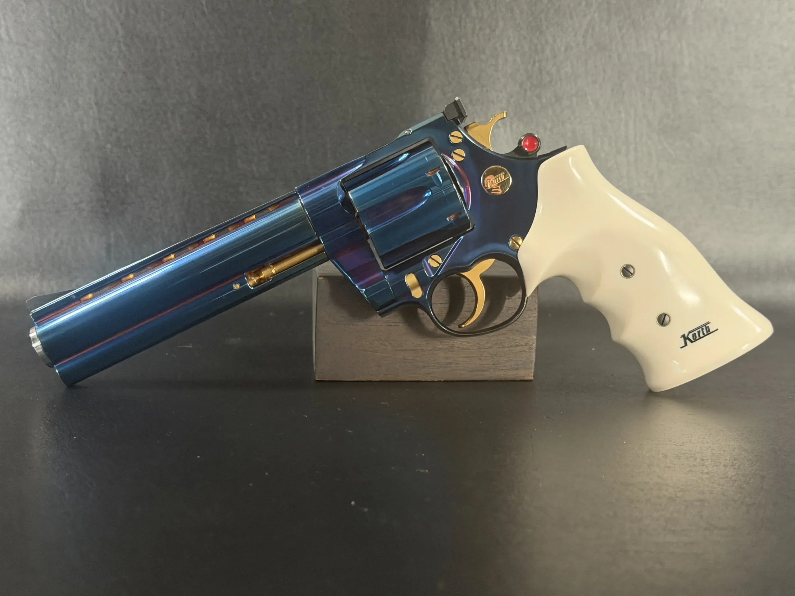 Korth Classic OWMV .44 Magnum 6 Inch photo 5