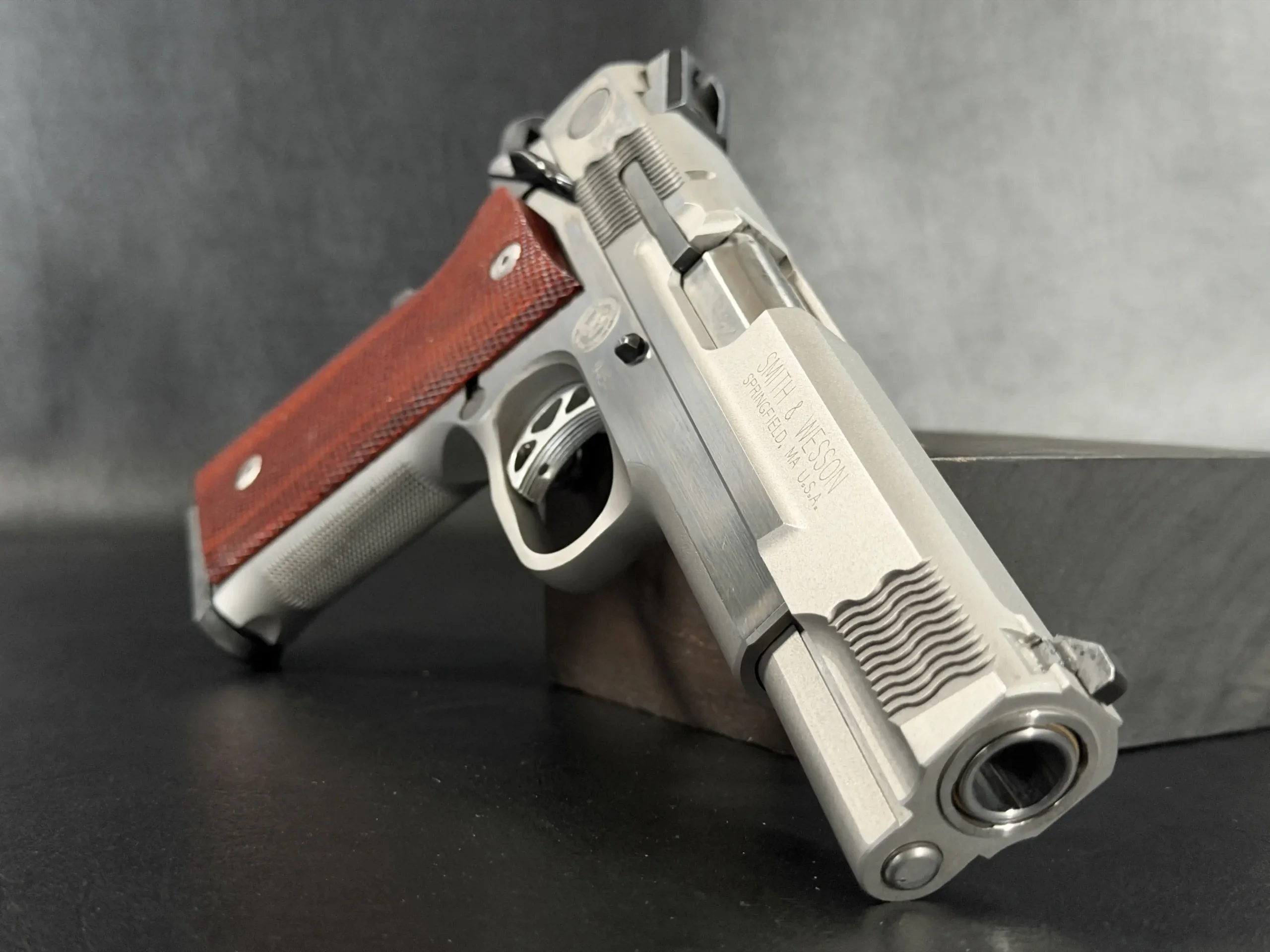 Smith & Wesson Performance Center Model 945 photo 7