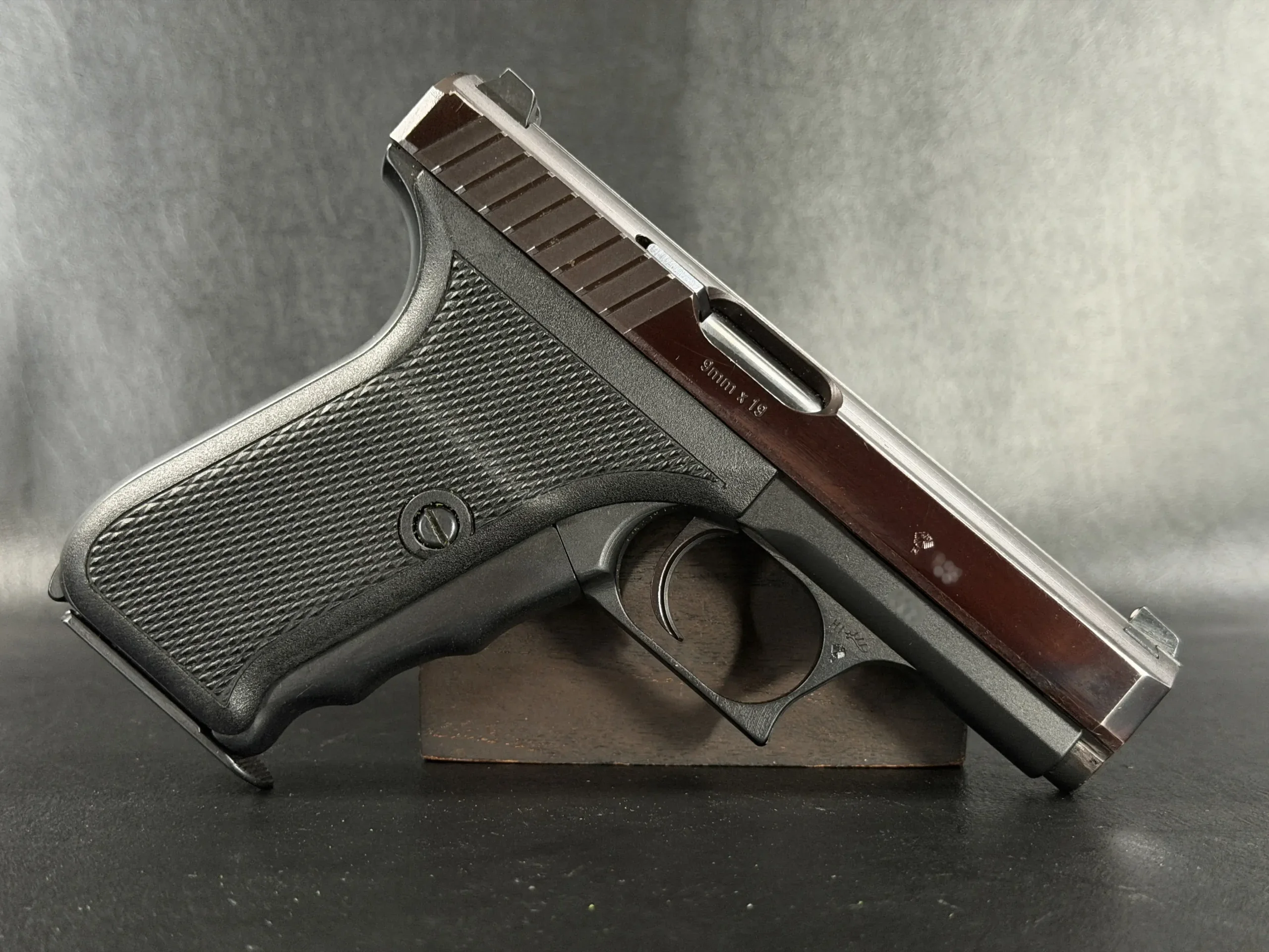 Heckler & Koch P7 PSP Prototype photo 9