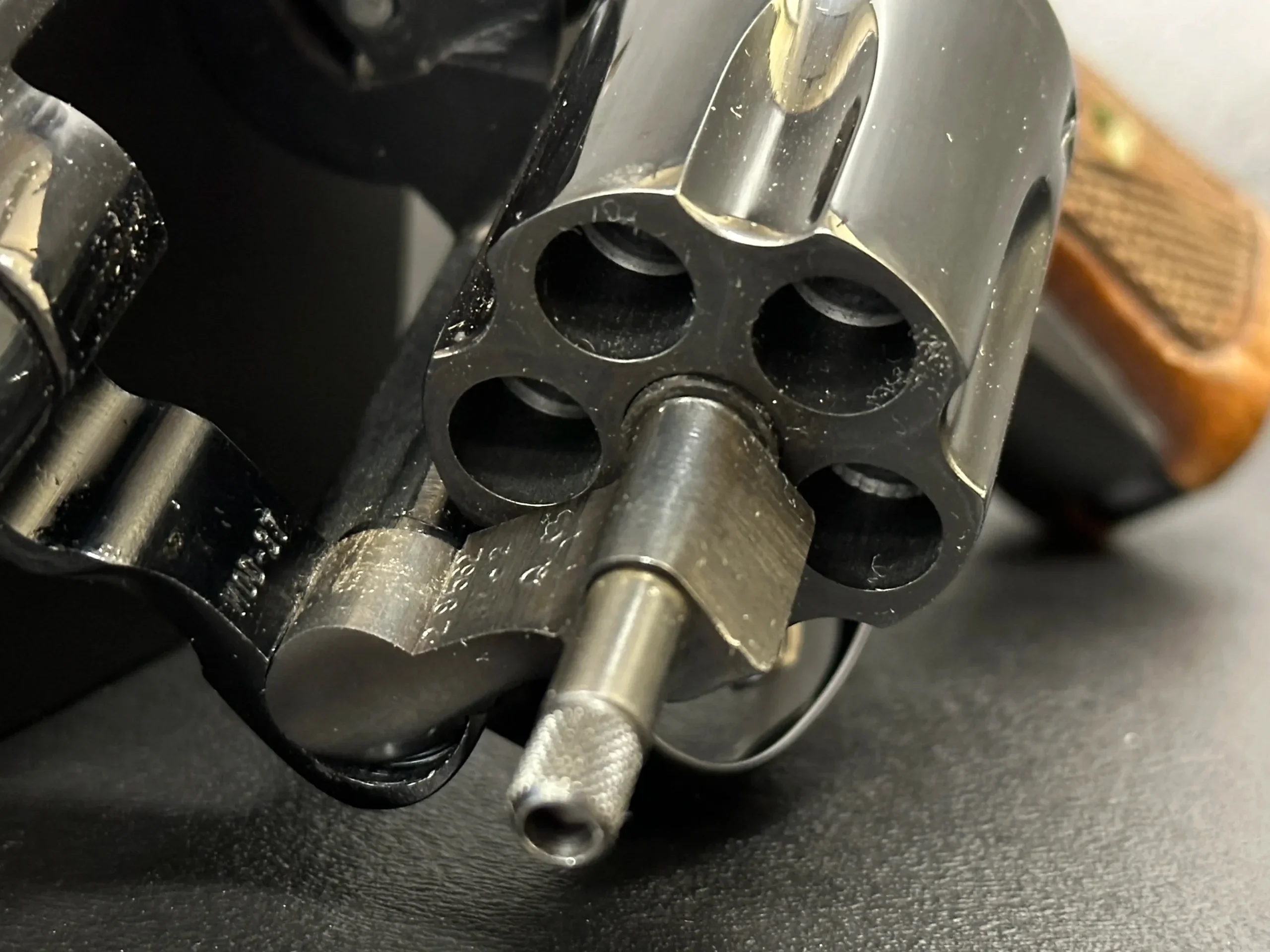 Smith & Wesson Model 37 Airweight Chiefs Special photo 7