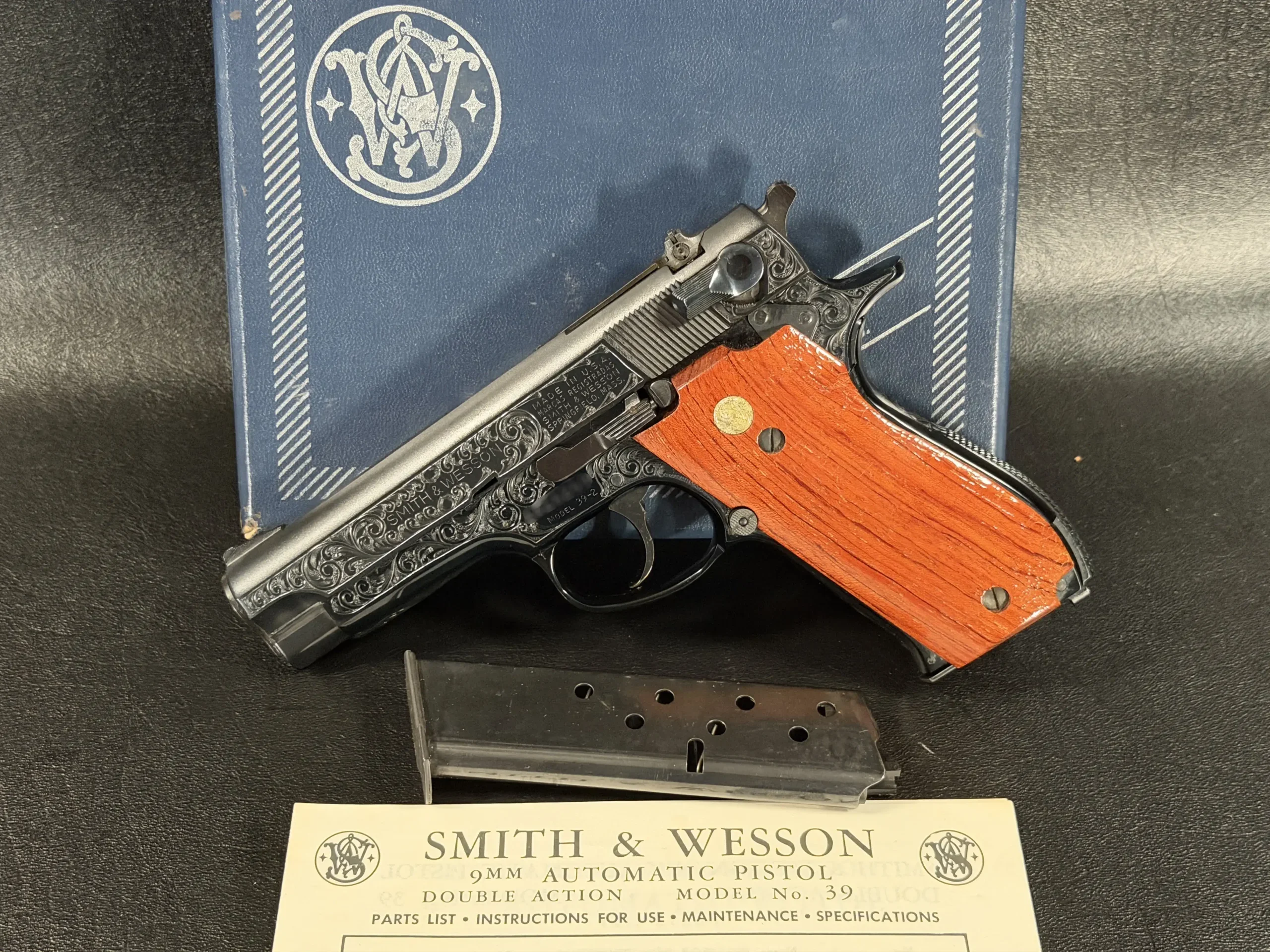 Engraved Smith & Wesson Model 39-2 photo 2