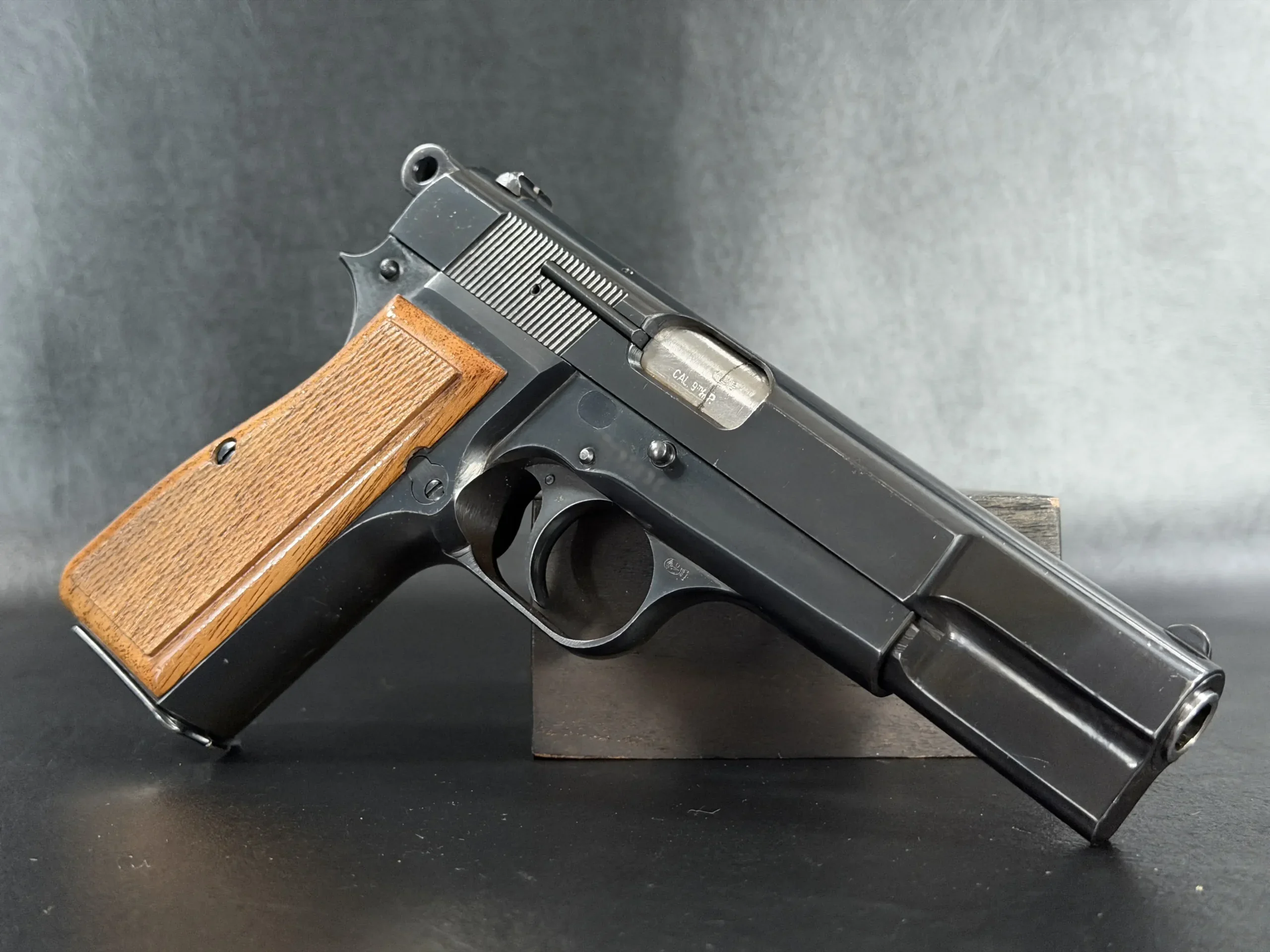 Browning Hi Power 9mm Belgian FN Production photo 3