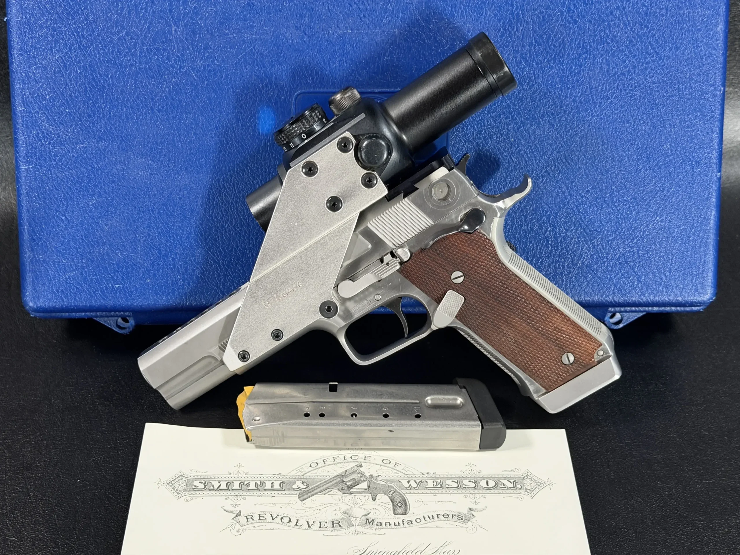 Smith & Wesson Performance Center Model 4006 Prototype photo 2
