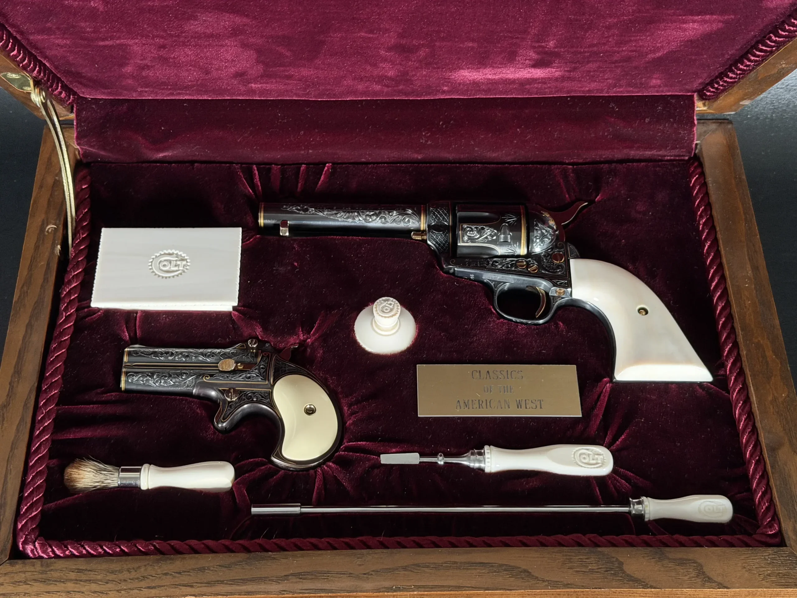 Colt & Remington Classics Of The American West Cased Set photo 2